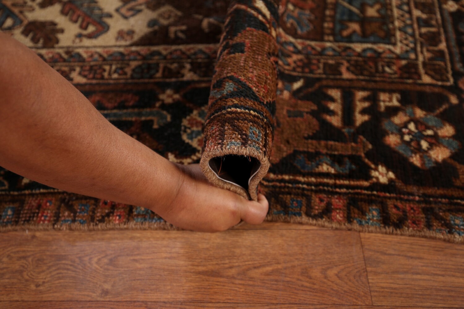 Pre-1900 Antique Heris Serapi Persian Area Rug 7x10