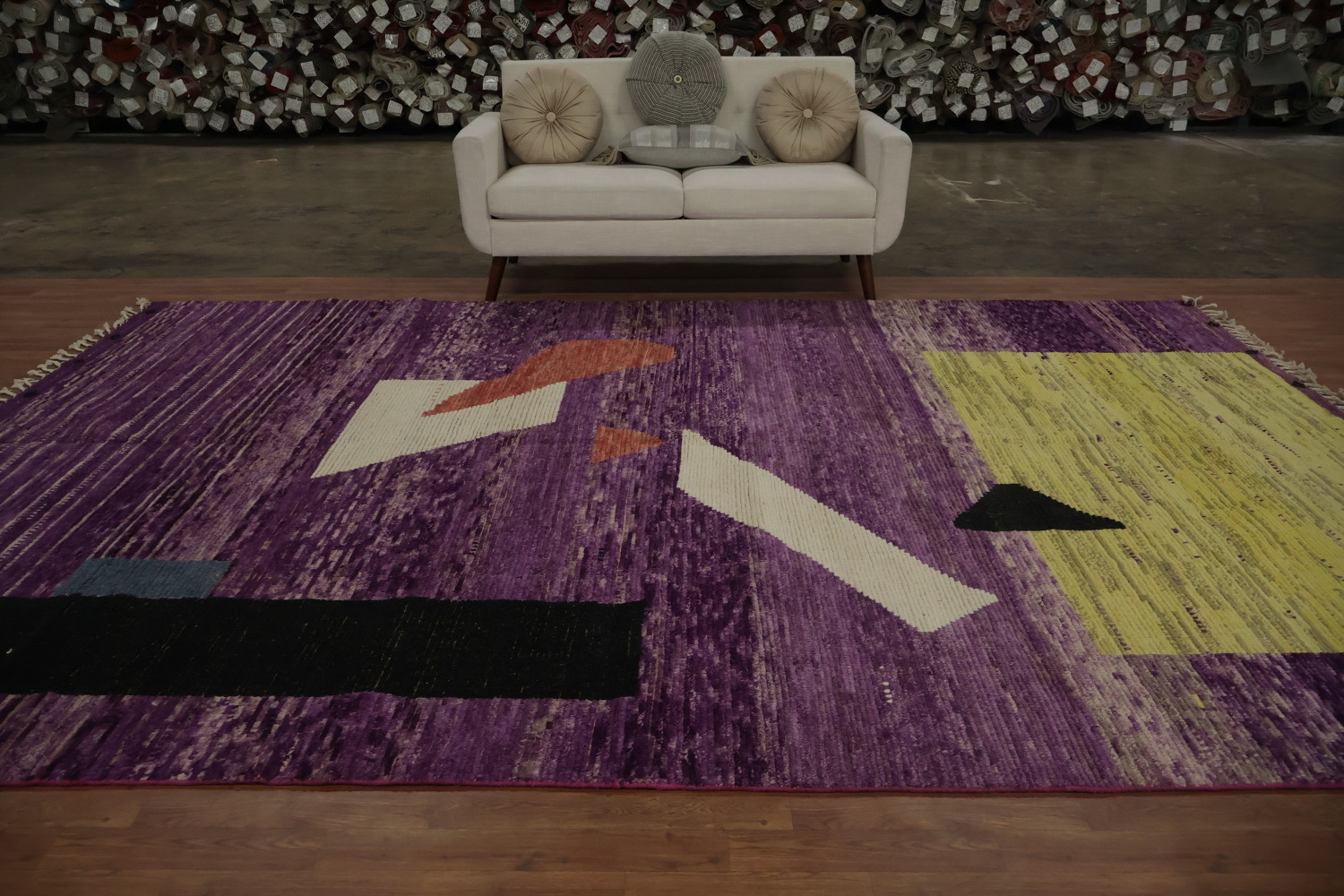Stylish Abstract Moroccan Area Rug 9x13 Modern Design for Chic Interiors