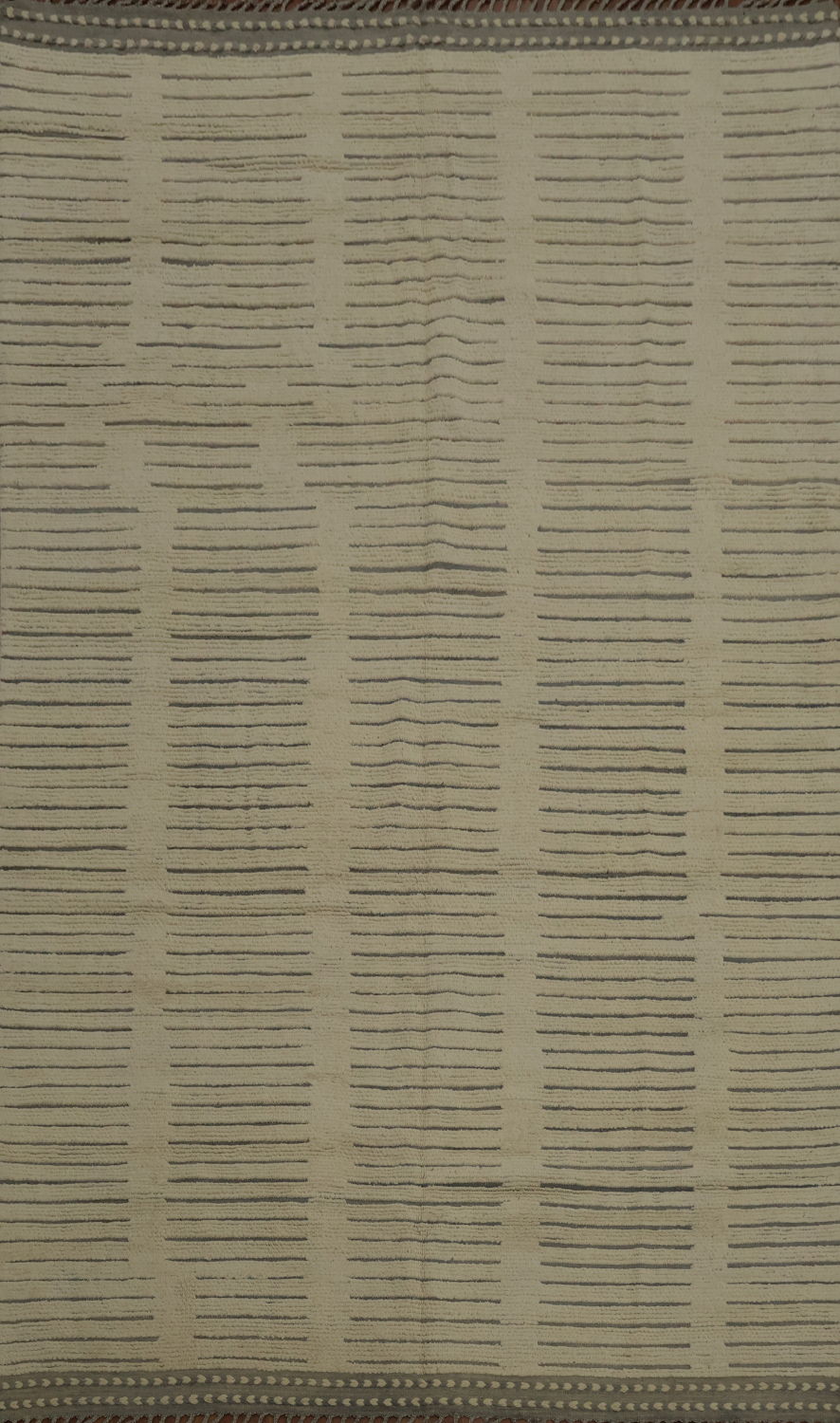 Moroccan Modern Area Rug 9x13 Boasting Stylish Minimalist Lines