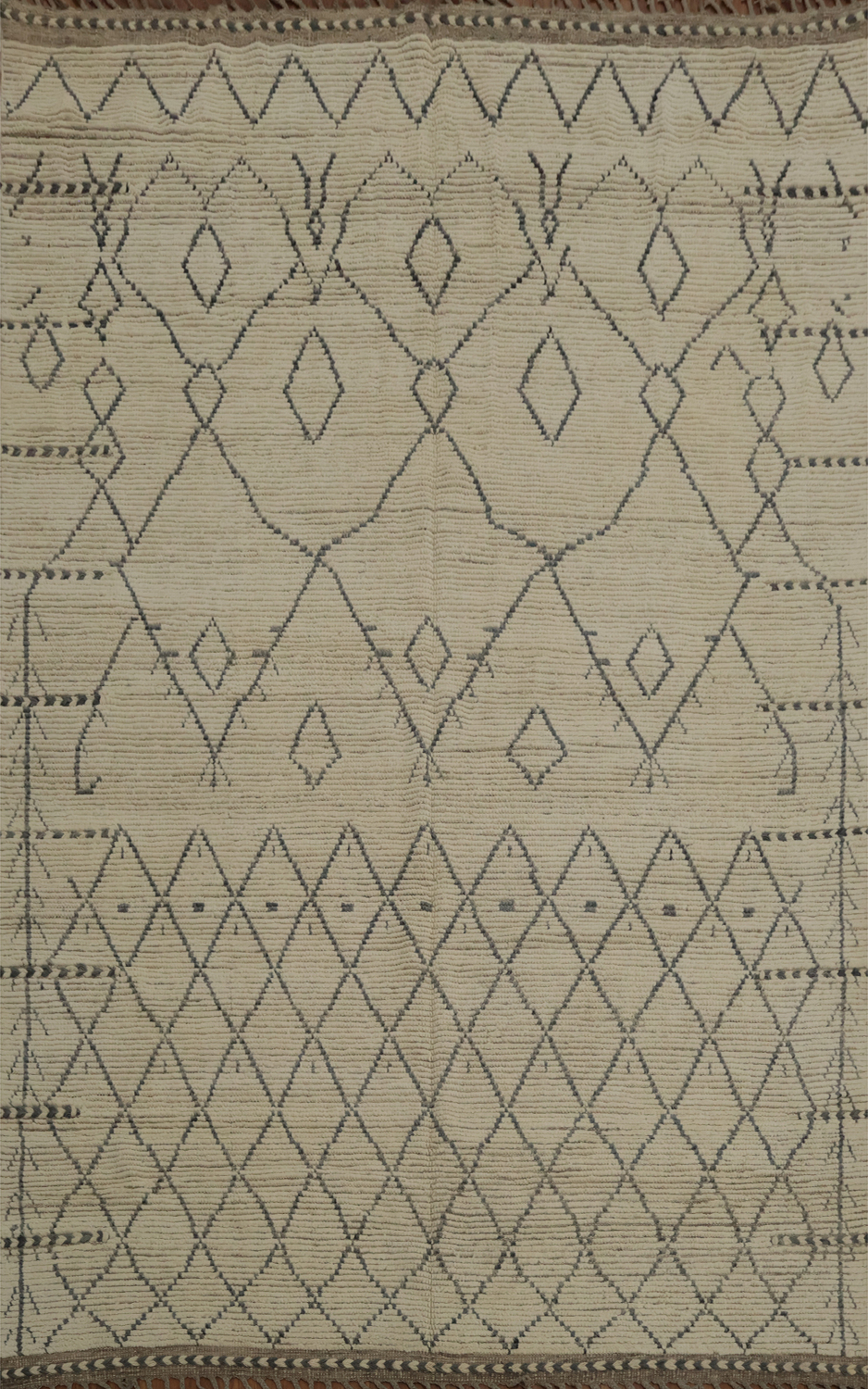 Handmade Moroccan Area Rug 8x11 Elegance and Classic Charm