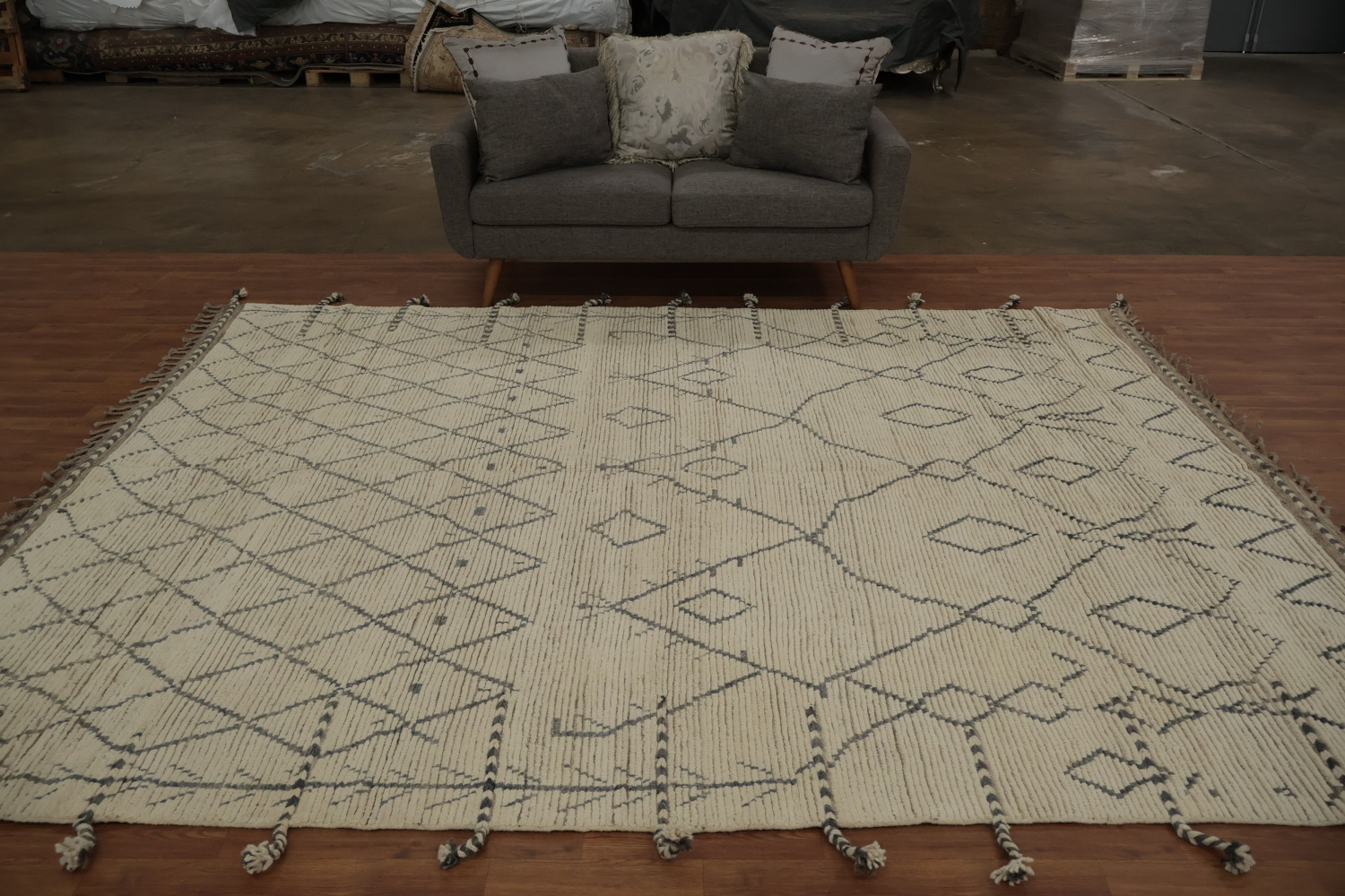 Handmade Moroccan Area Rug 8x11 Elegance and Classic Charm