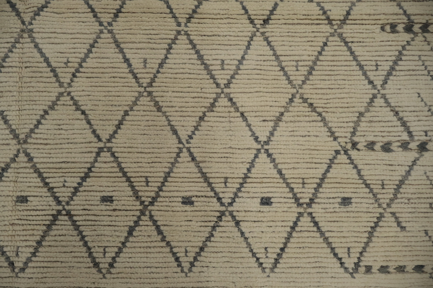 Handmade Moroccan Area Rug 8x11 Elegance and Classic Charm