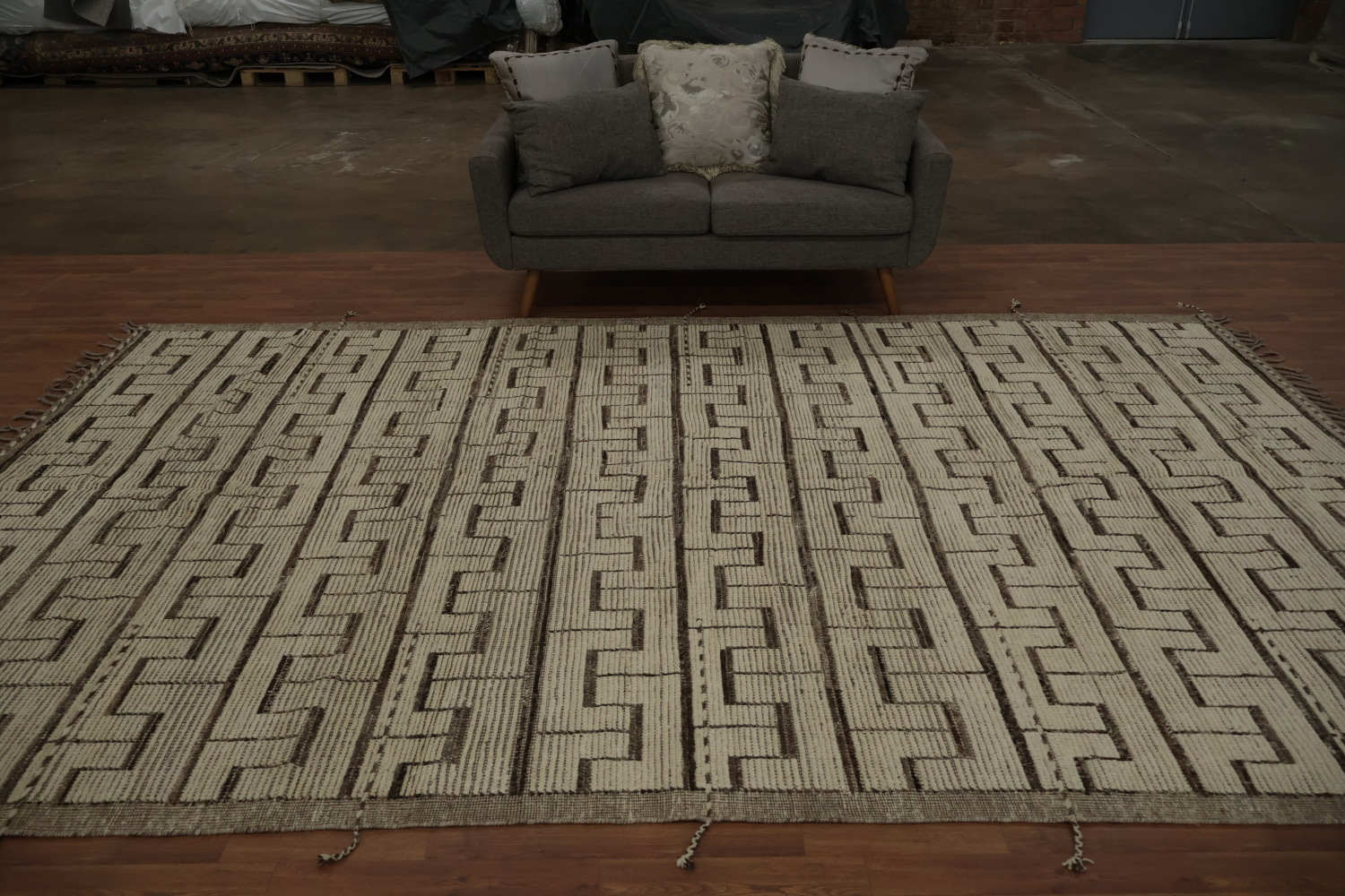 Geometric Moroccan Modern Area Rug 8x13 for a Modern Aesthetic