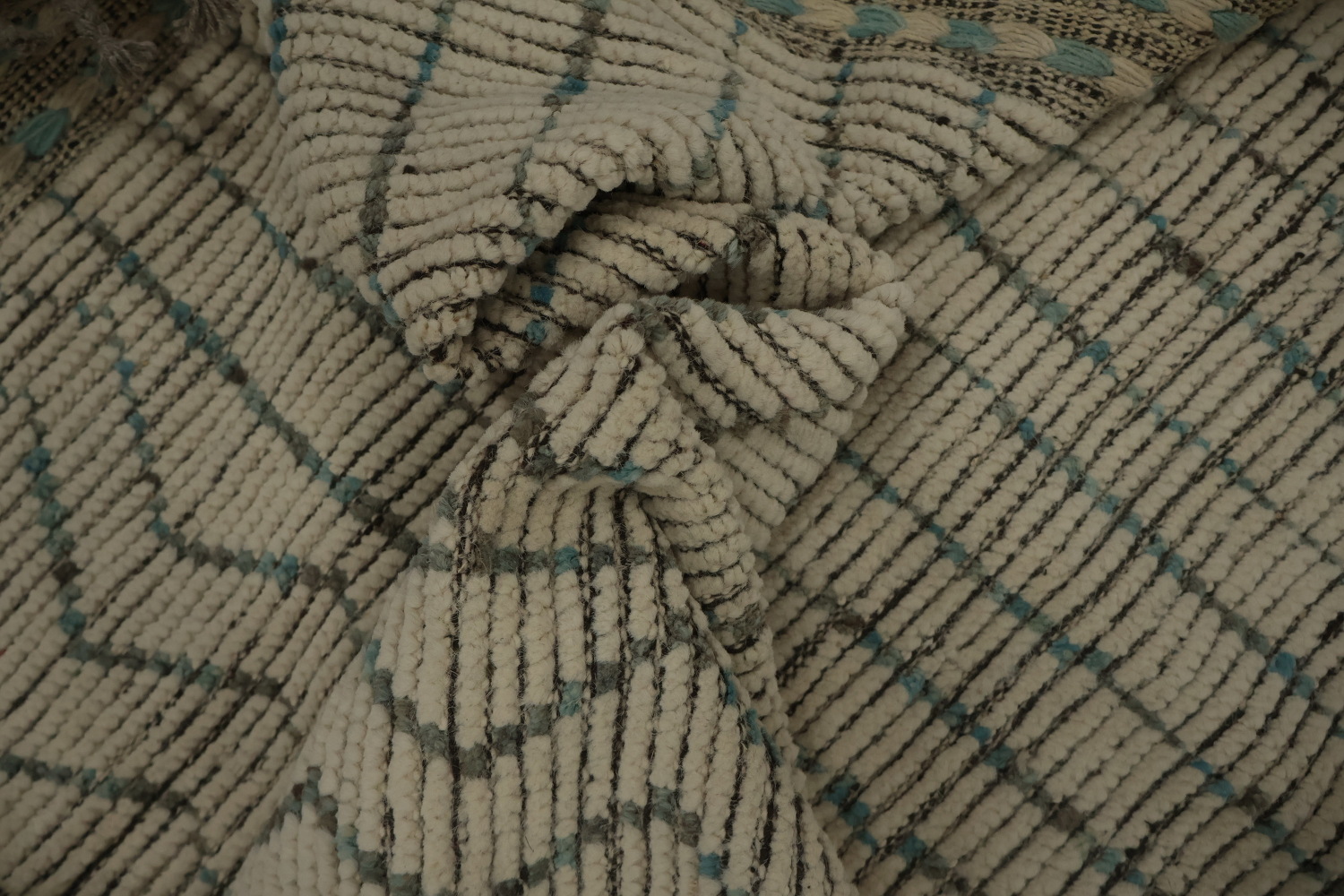 Minimalist Moroccan Large Rug 12x18 for Sophisticated Spaces