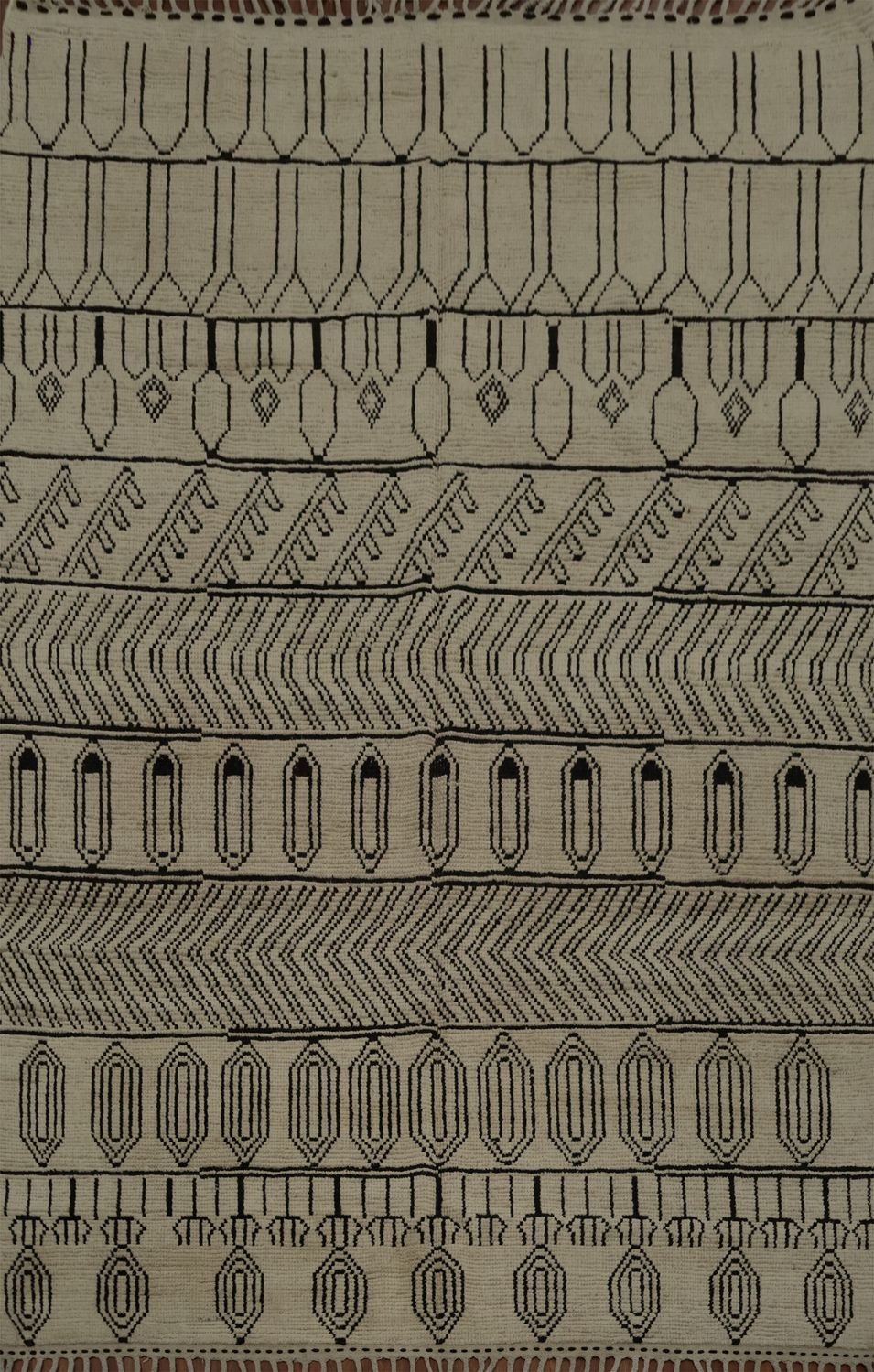 Elegant Geometric Moroccan Area Rug 8x11 for Stylish Home Decor