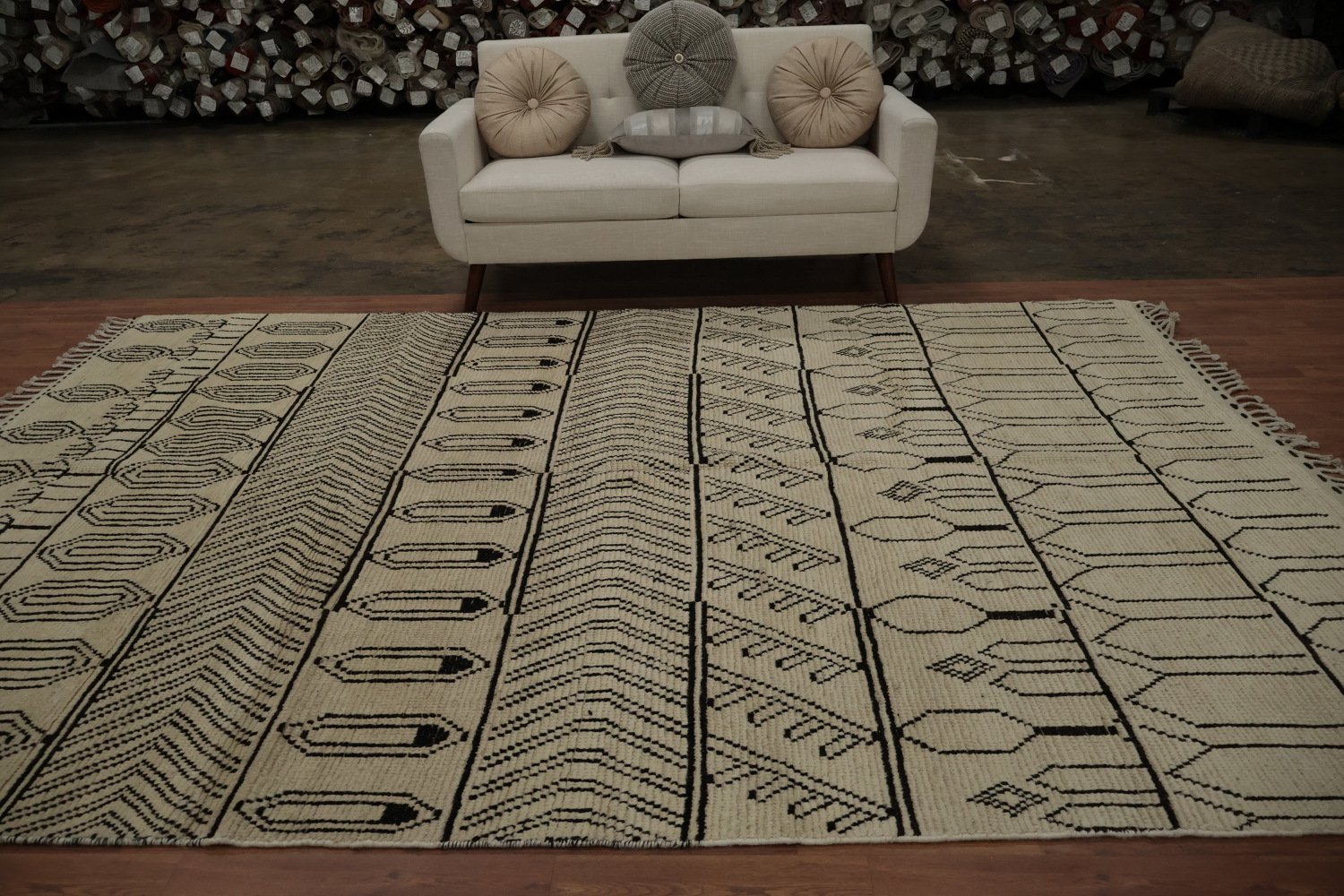 Elegant Geometric Moroccan Area Rug 8x11 for Stylish Home Decor