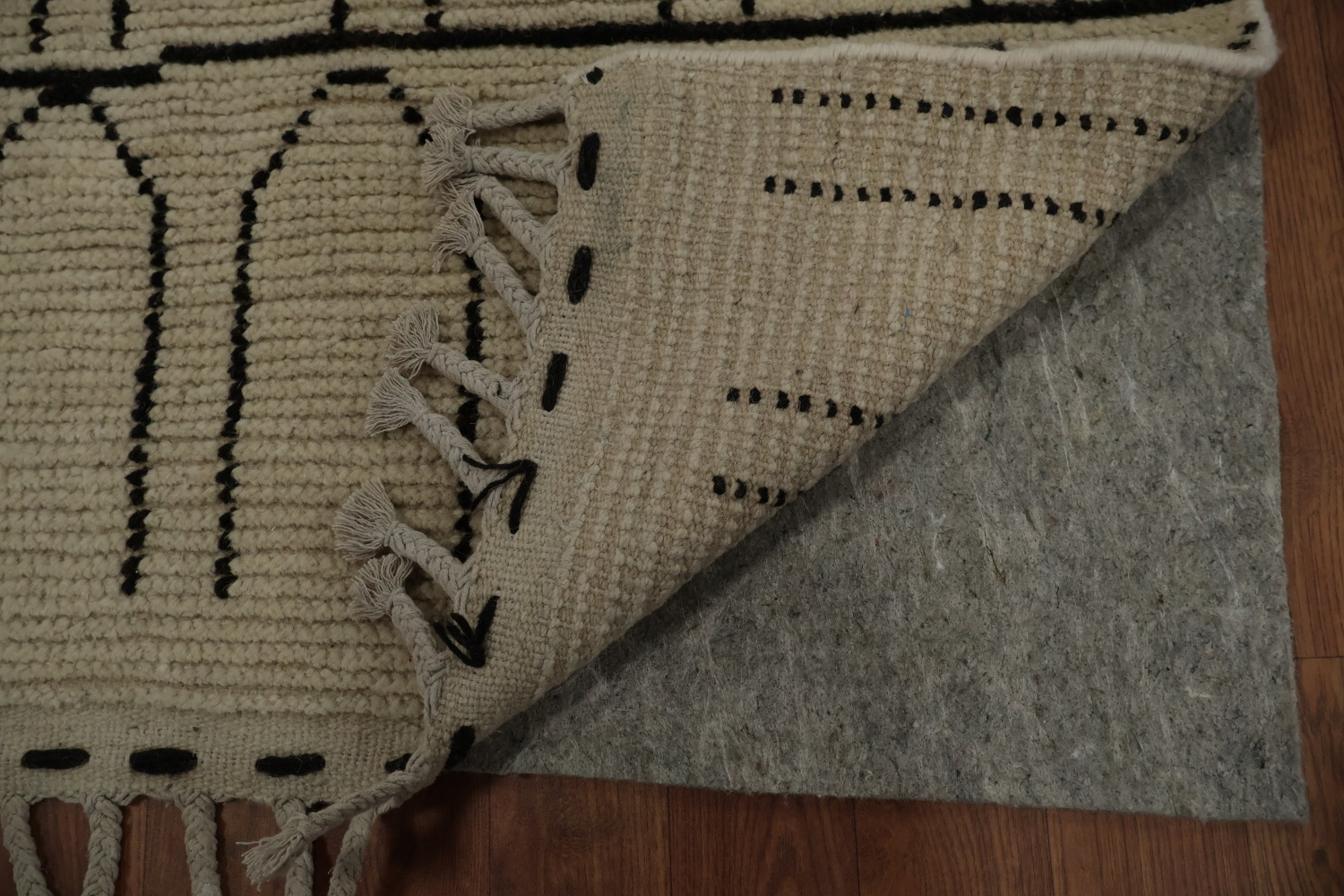 Elegant Geometric Moroccan Area Rug 8x11 for Stylish Home Decor