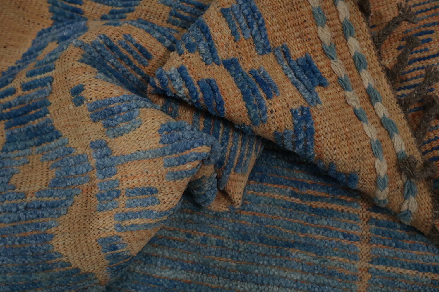 Stylish Blue Moroccan Large Rug 12x16 to Enhance Room Ambiance