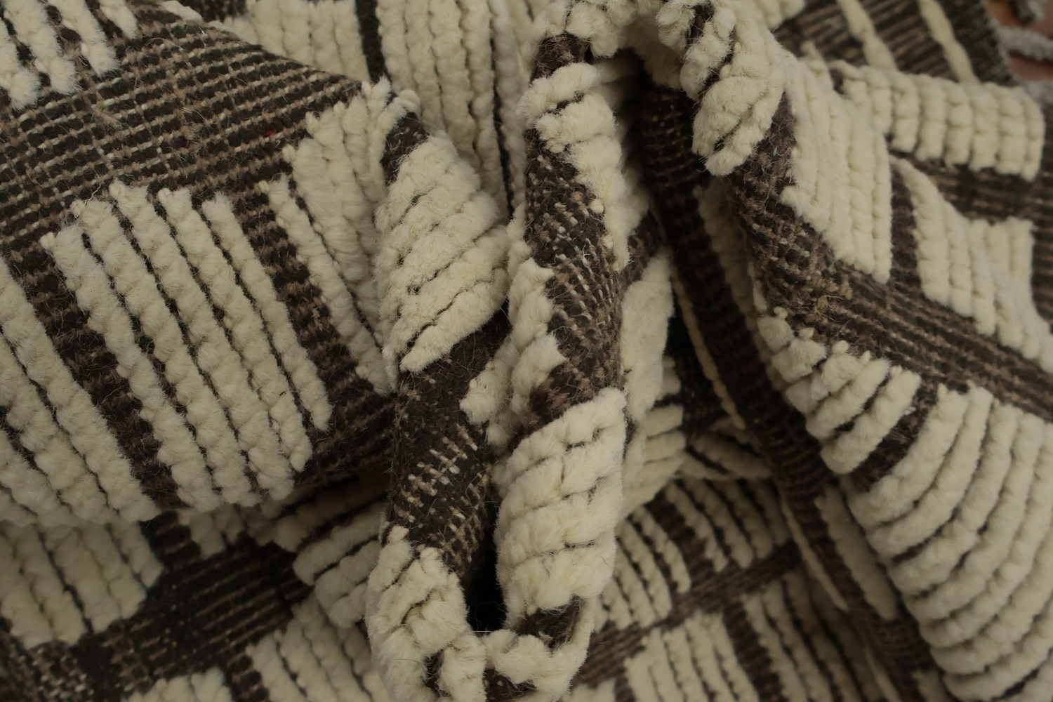 Stylish Wool Contemporary Handmade Moroccan Large Rug 12x19