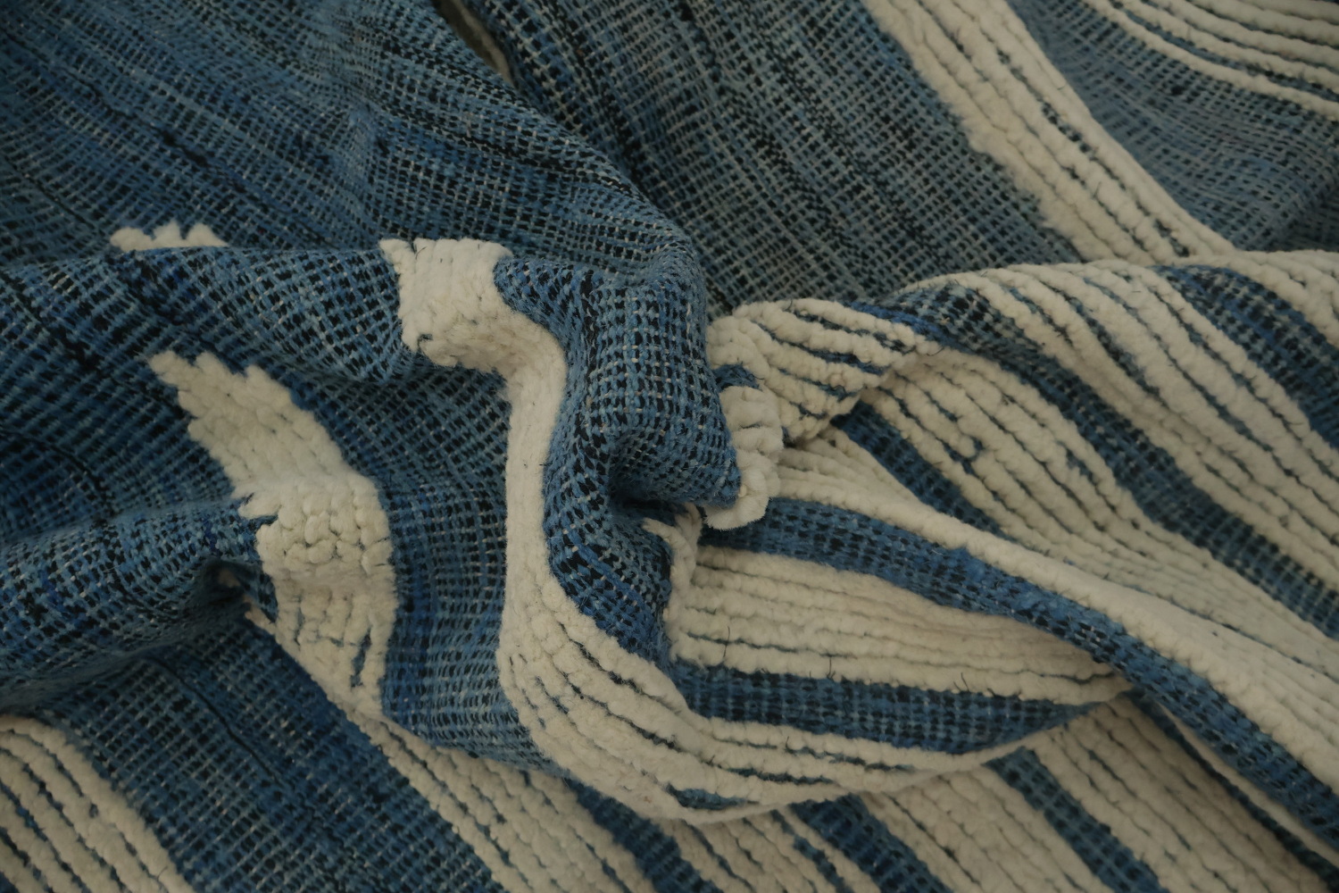 Stylish Modern Moroccan Large Rug 12x16 with Linear Abstract Design