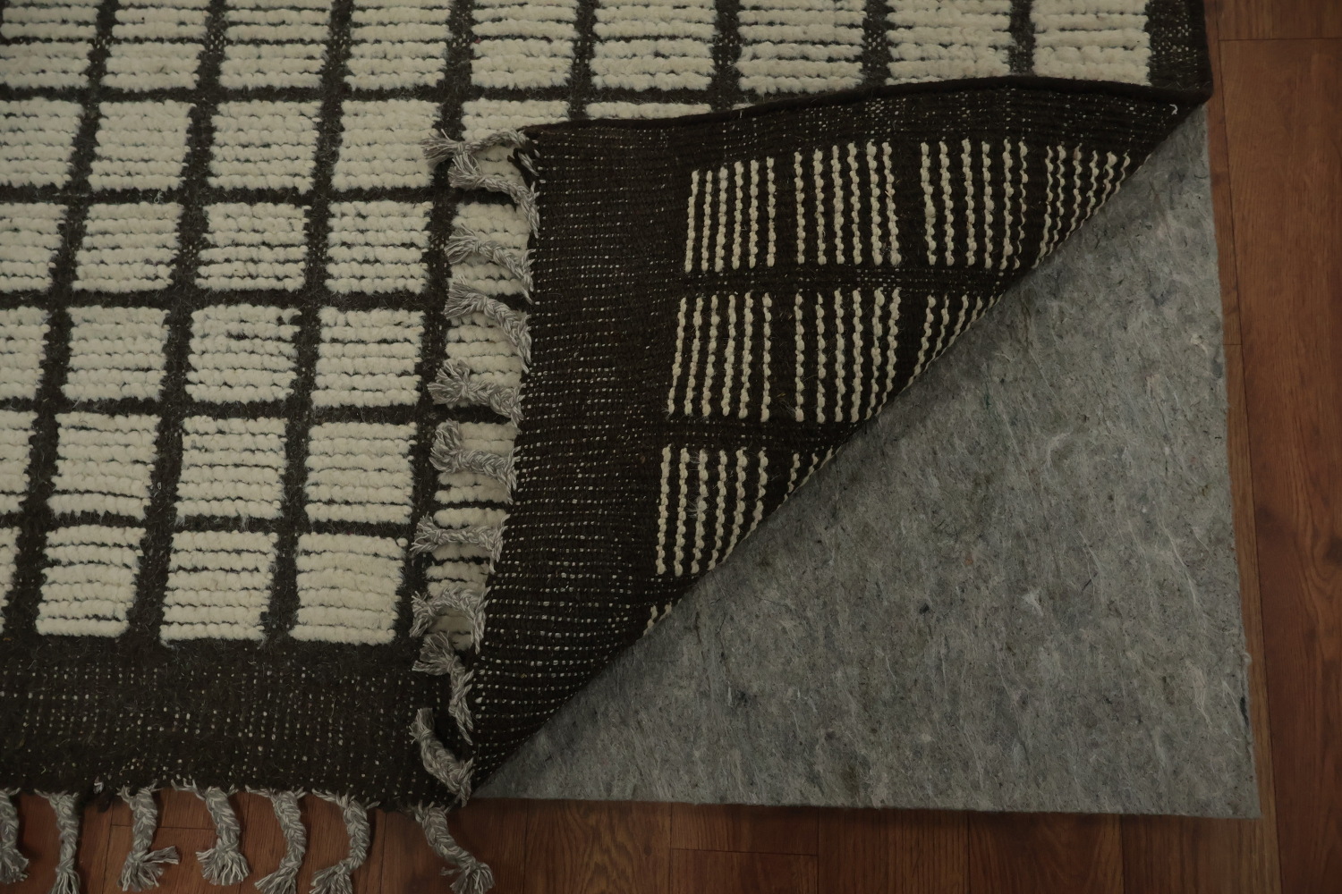 All-Over Checkered Moroccan Modern Large Rug 12x19