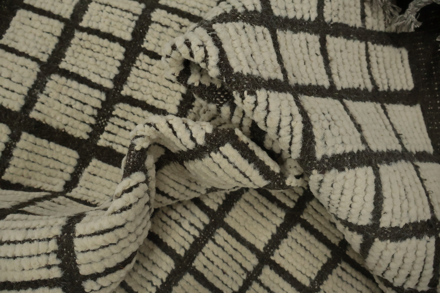 All-Over Checkered Moroccan Modern Large Rug 12x19