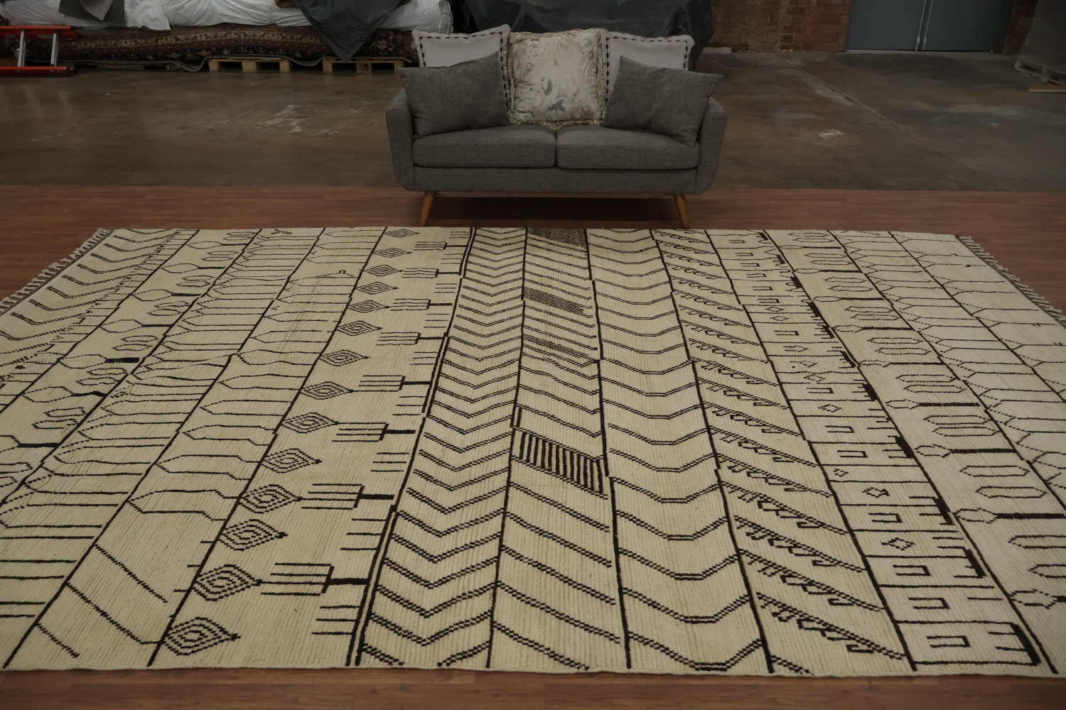 Sophisticated Moroccan Large Rug 10x14 with Artistic Linear Patterns
