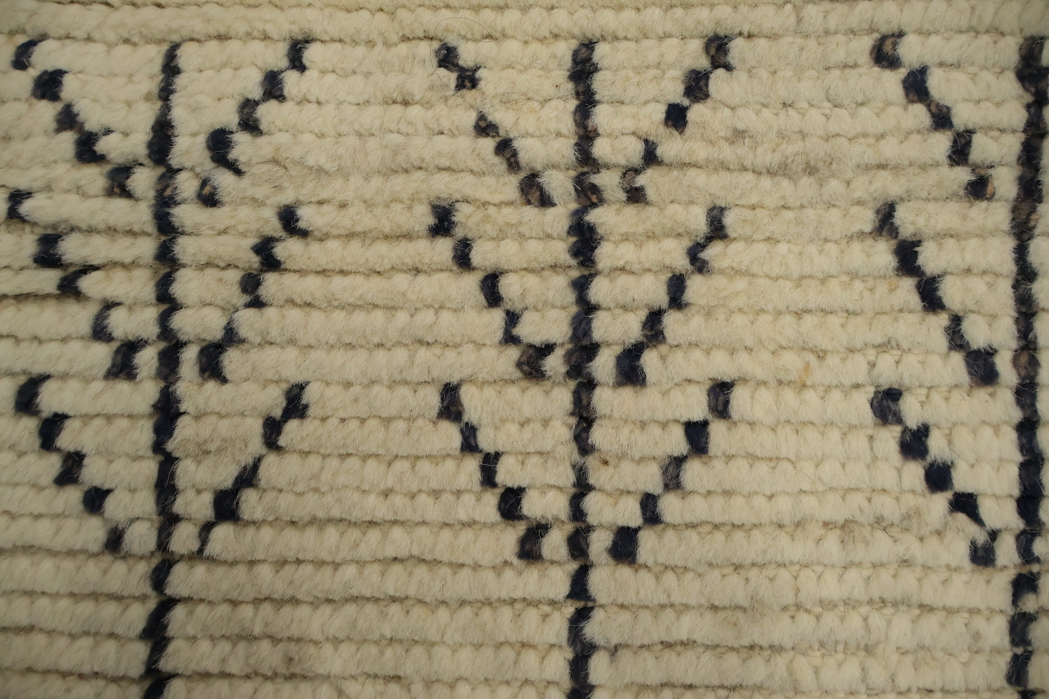 Handcrafted Moroccan Area Rug 6x10 with Elegant Neutral Tones