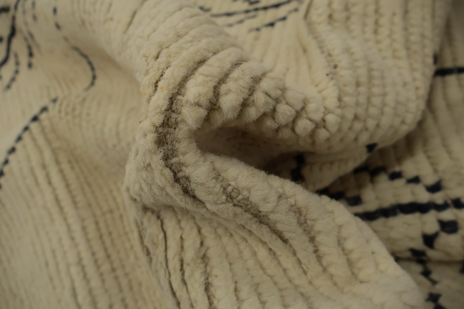 Handcrafted Moroccan Area Rug 6x10 with Elegant Neutral Tones