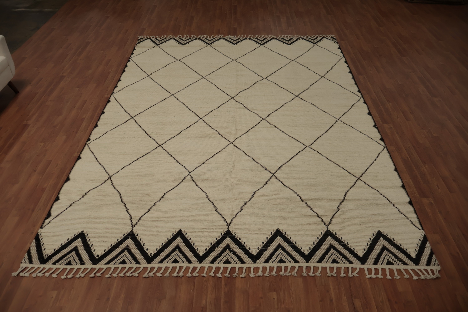 Stylish Geometric Moroccan Area Rug 9x12 for Modern Living Spaces