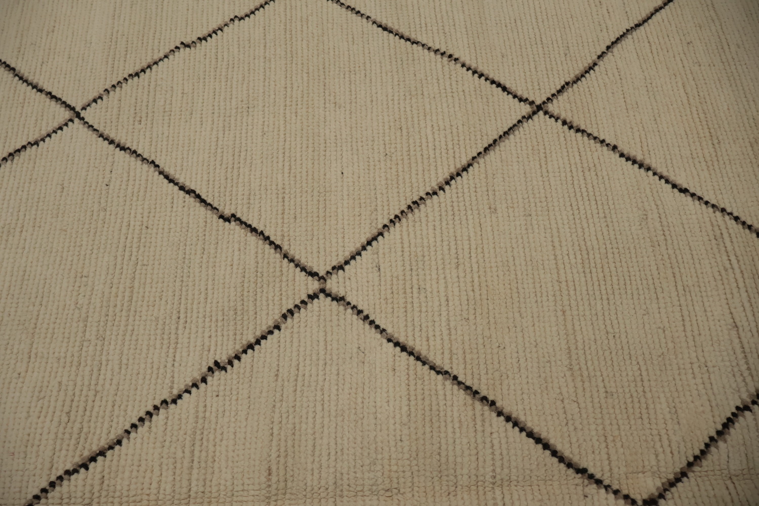Stylish Geometric Moroccan Area Rug 9x12 for Modern Living Spaces