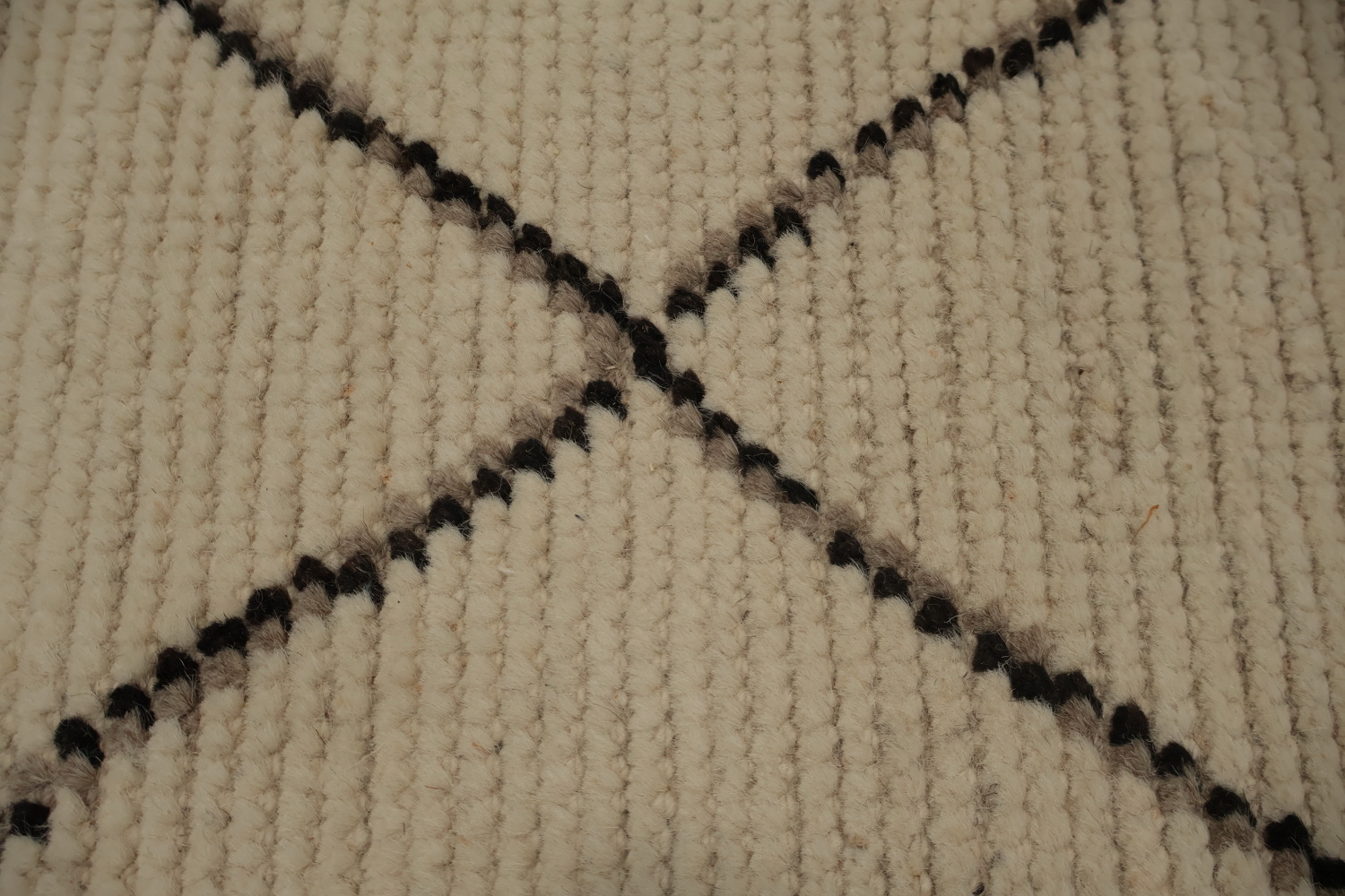 Stylish Geometric Moroccan Area Rug 9x12 for Modern Living Spaces