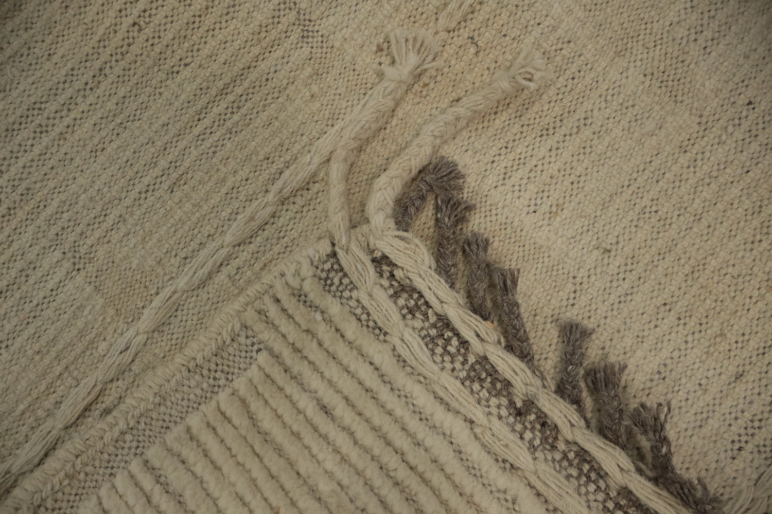 Elegant Moroccan Area Rug 9x11 for Sophisticated Living Spaces