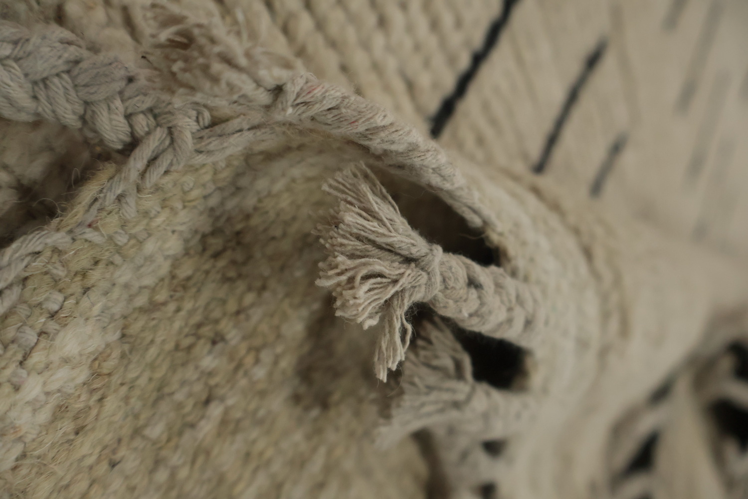 Transform Your Room with This Moroccan Large Modern Rug 10x15