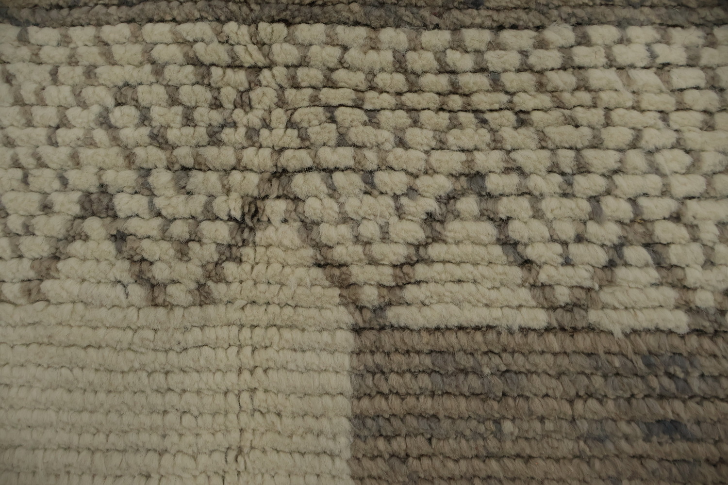 Elegant Earth Tones Abstract Moroccan Palace Size Rug 12x18