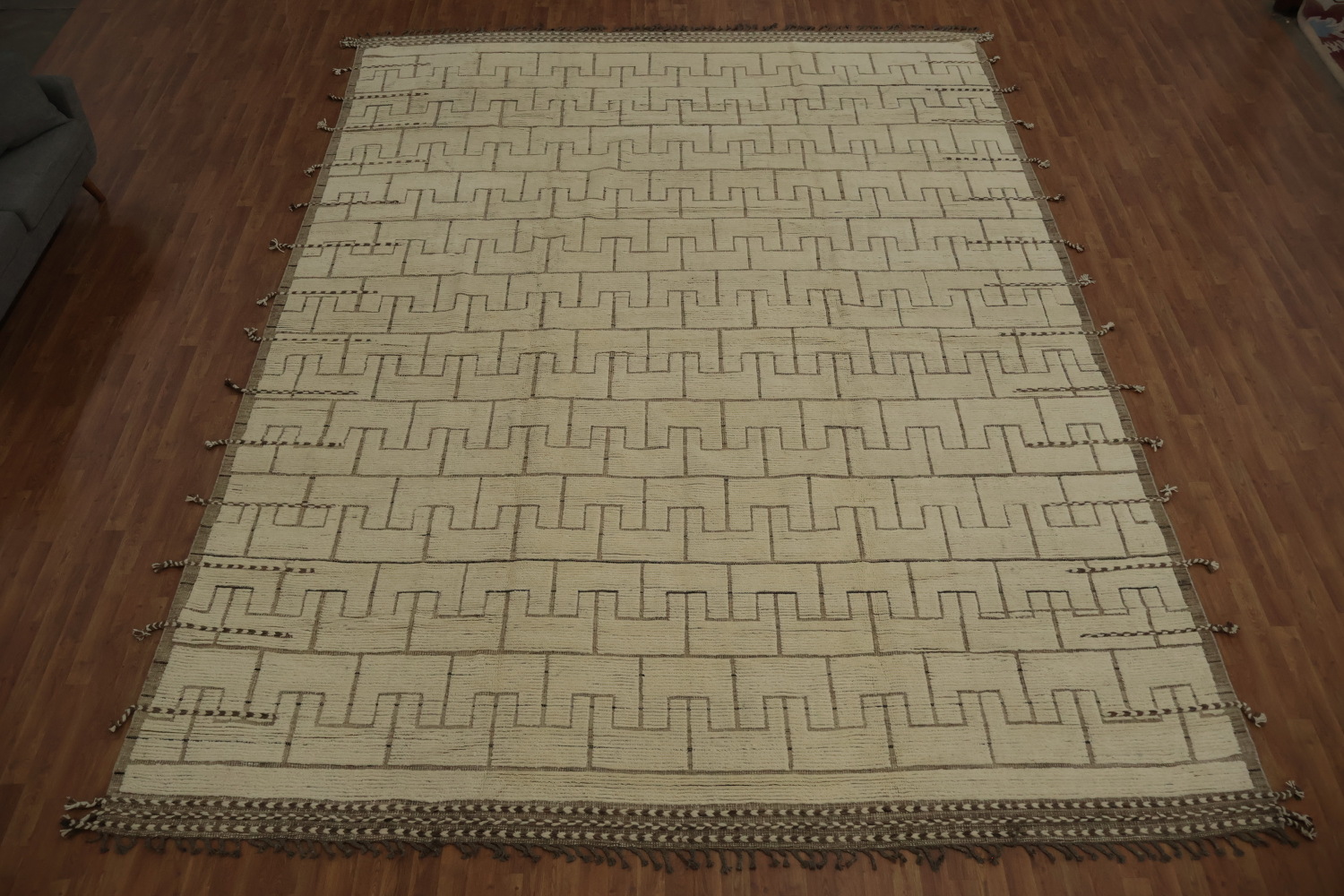 Stylish Moroccan Large Rug 12x16 Perfect for Contemporary Interiors