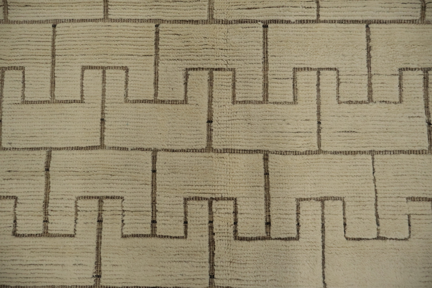 Stylish Moroccan Large Rug 12x16 Perfect for Contemporary Interiors