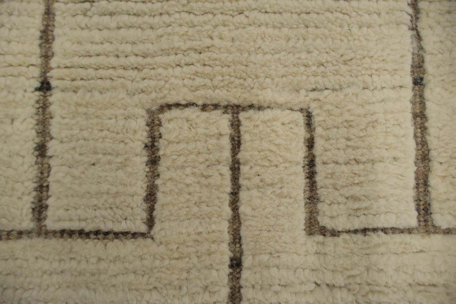 Stylish Moroccan Large Rug 12x16 Perfect for Contemporary Interiors