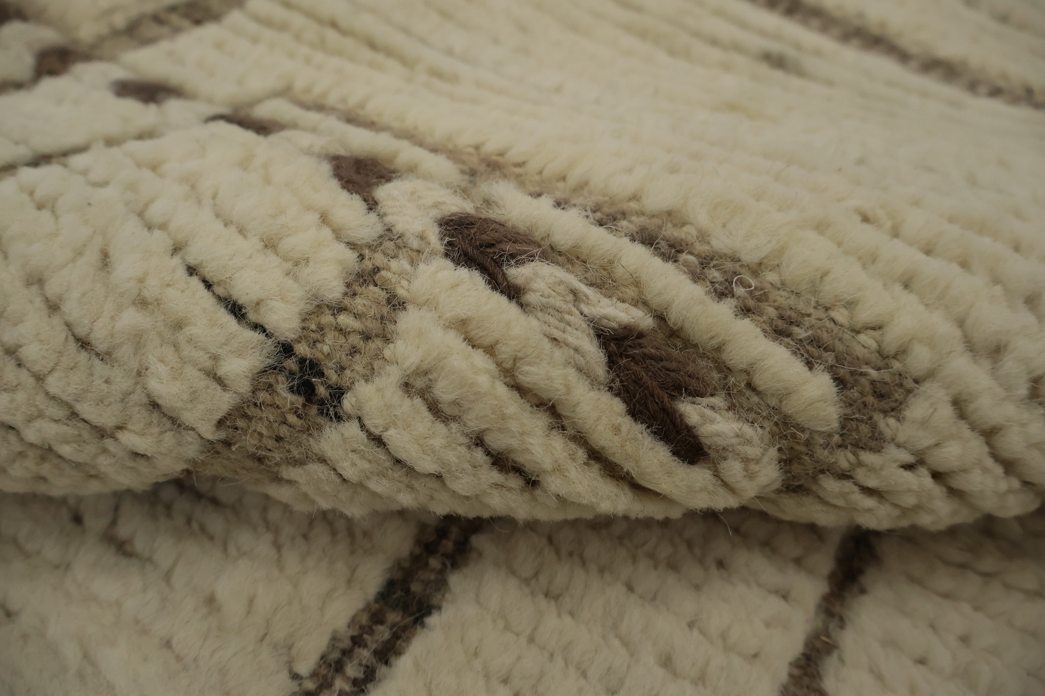 Stylish Moroccan Large Rug 12x16 Perfect for Contemporary Interiors
