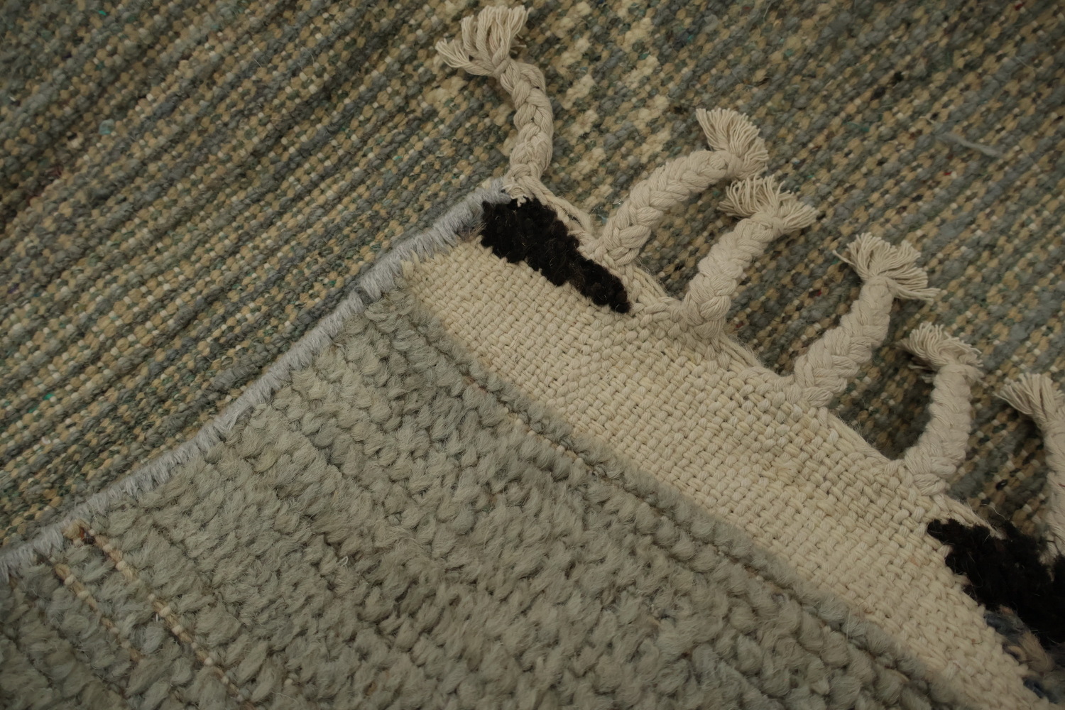 Geometric Moroccan Large Rug 10x15 in Neutral Shades for Stylish Interiors