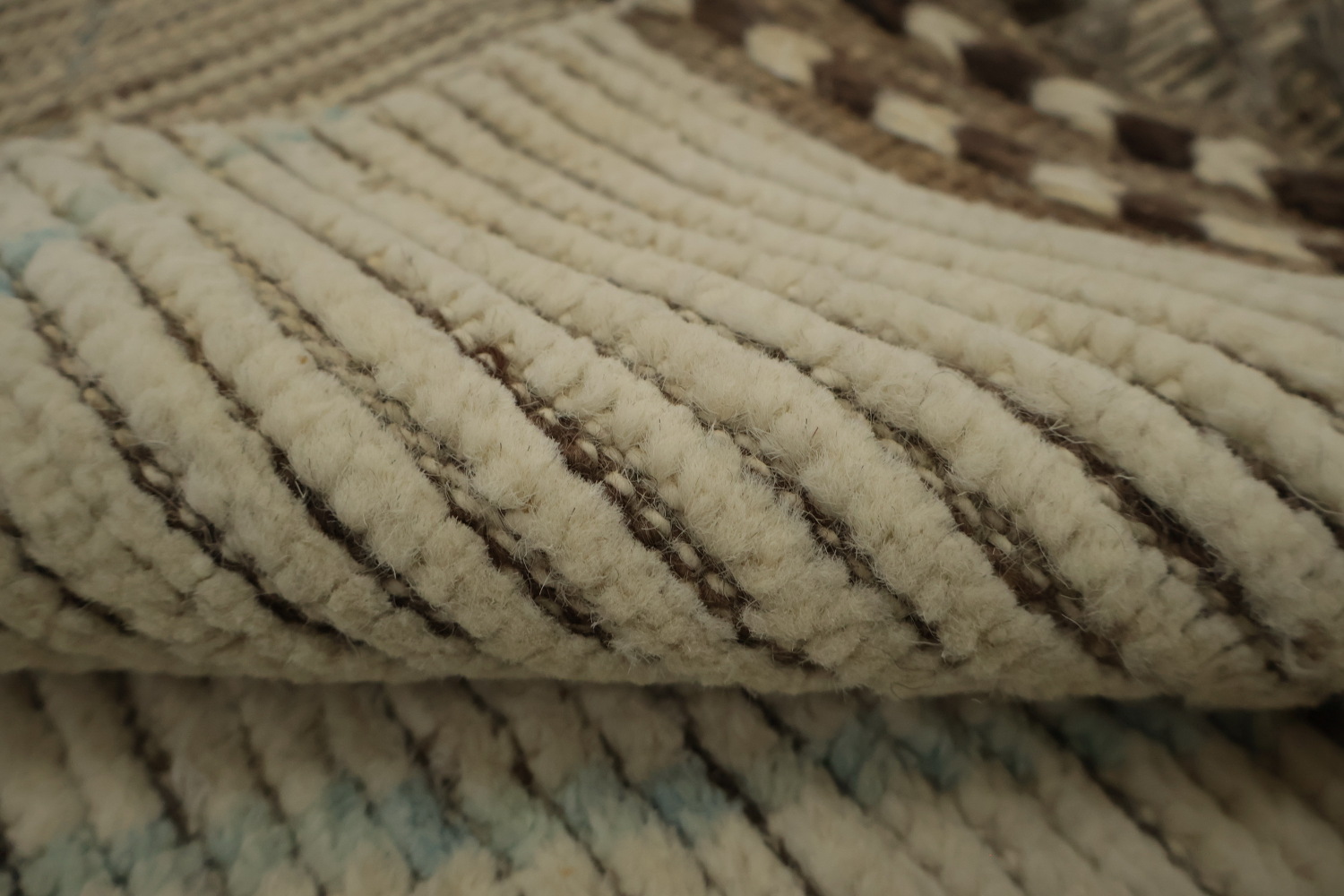Handcrafted Moroccan Area Rug 8x11 Elegant Subtle Geometric Patterns