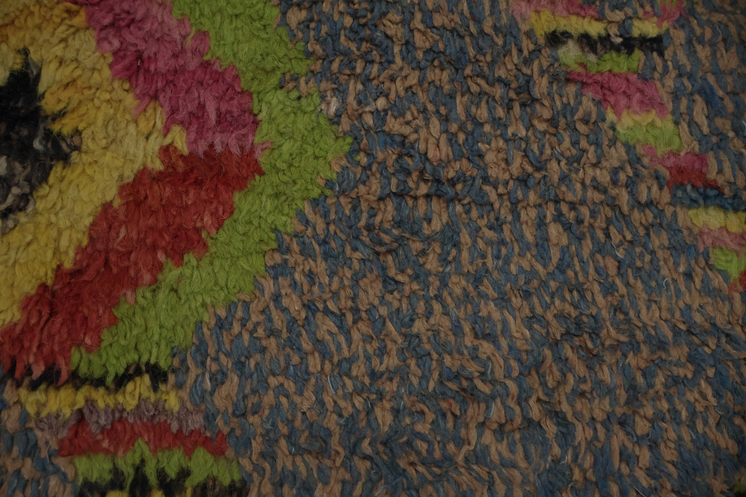 Colorful Plush Moroccan Large Area Rug 9x13 with Tribal Designs