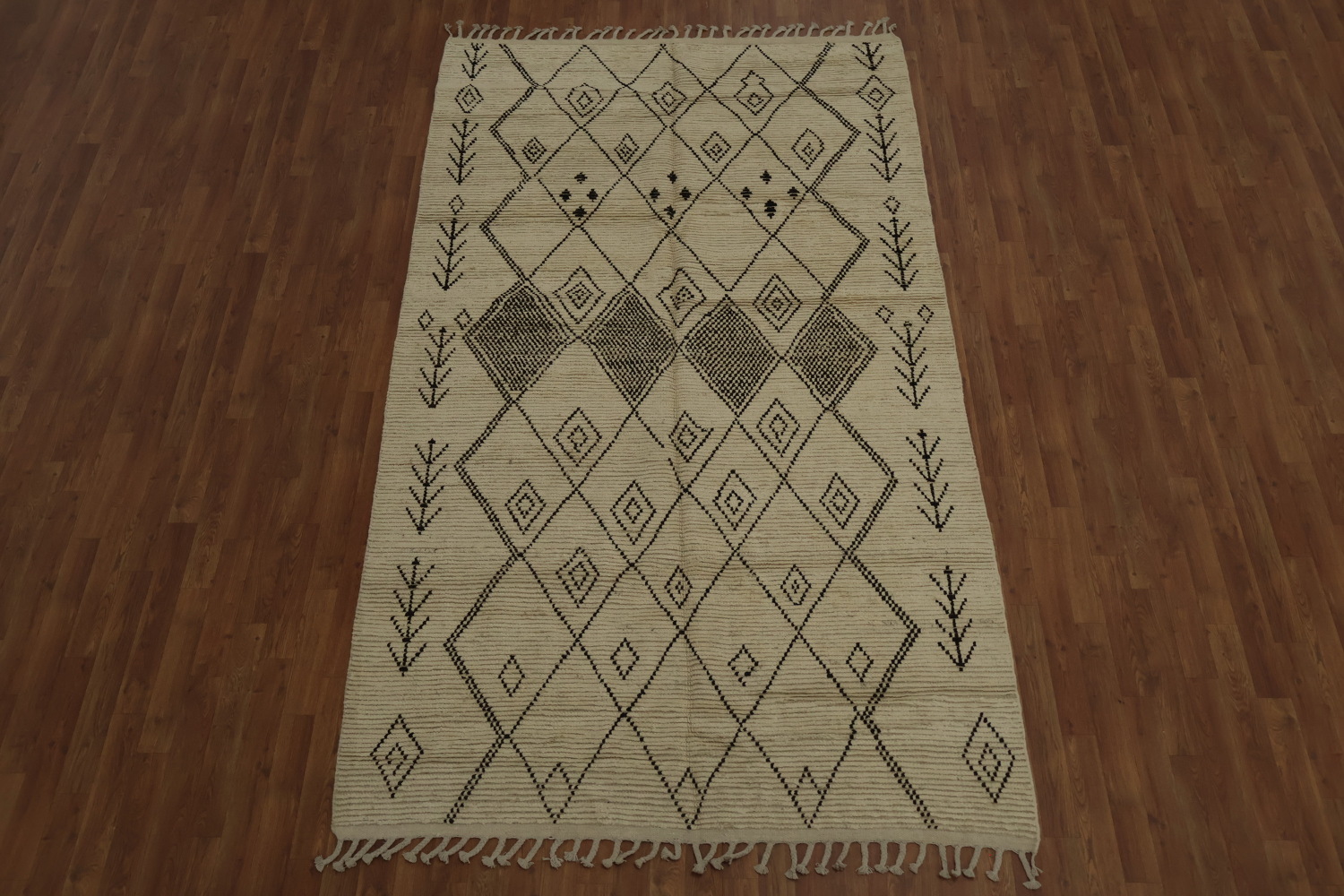 Modern Moroccan Area Rug 6x10 Perfect for Stylish Home Decor