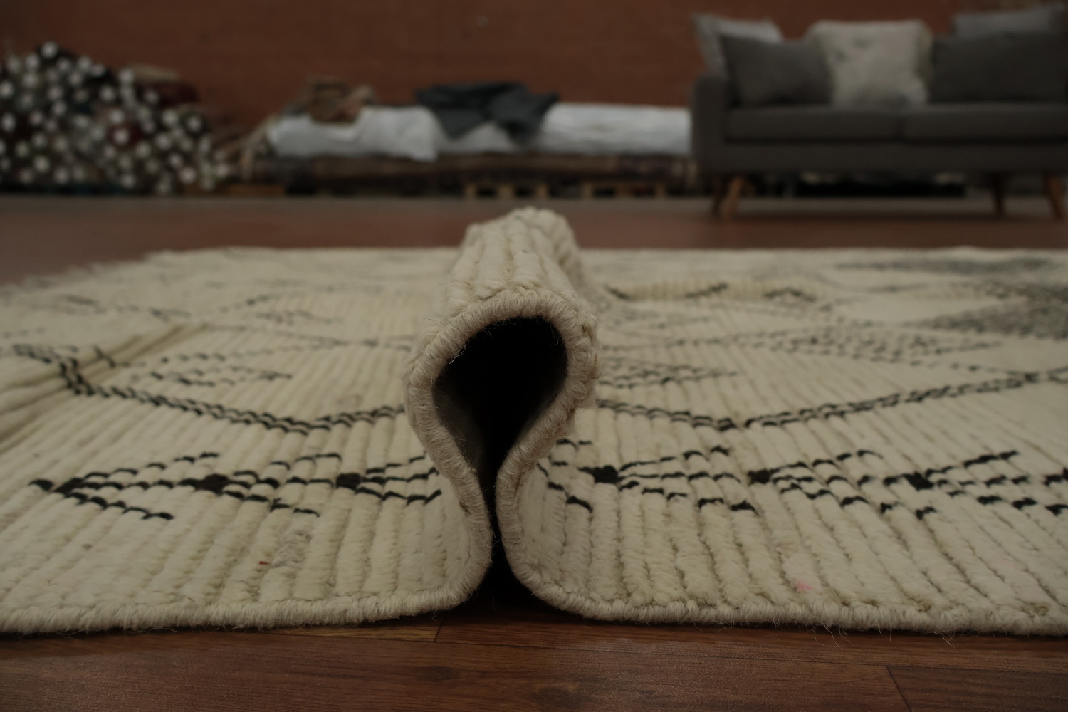 Modern Moroccan Area Rug 6x10 Perfect for Stylish Home Decor