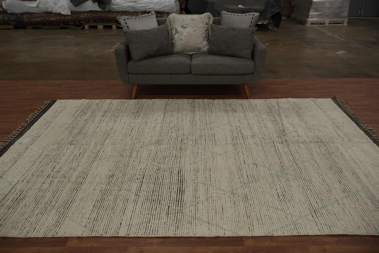 Chic Moroccan Area Rug 7x11 Perfect for Minimalist Living Spaces