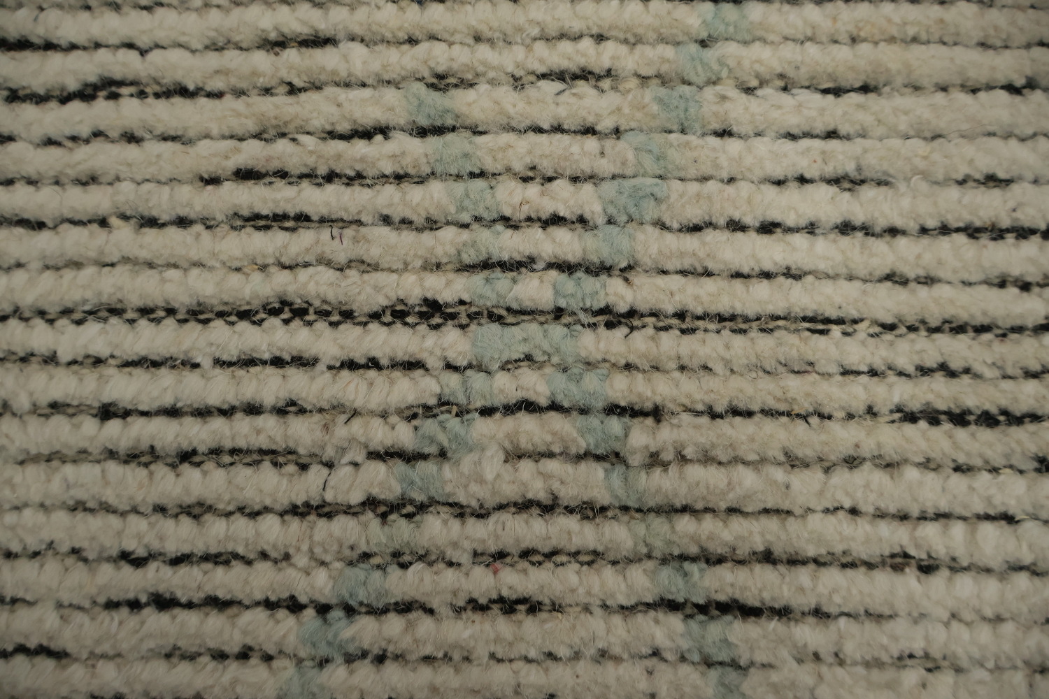 Chic Moroccan Area Rug 7x11 Perfect for Minimalist Living Spaces