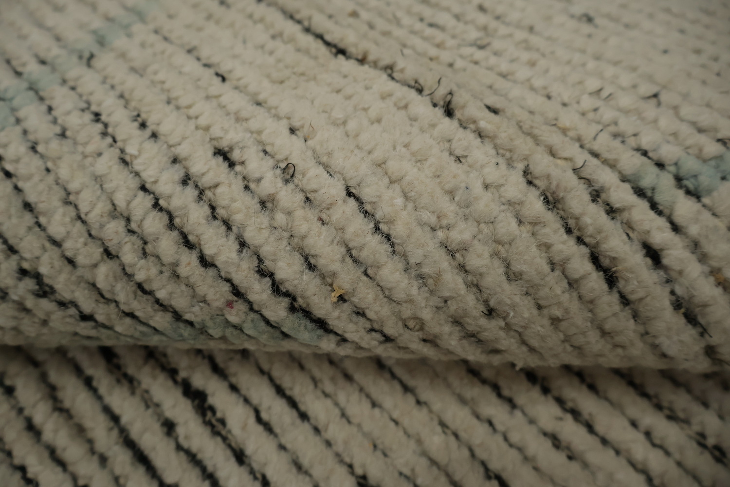 Chic Moroccan Area Rug 7x11 Perfect for Minimalist Living Spaces