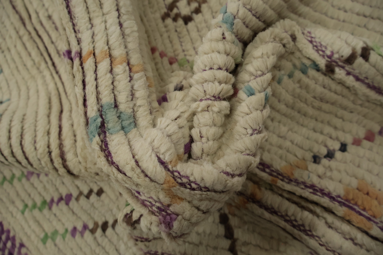 Handmade Wool Geometric Moroccan Area Rug 6x10
