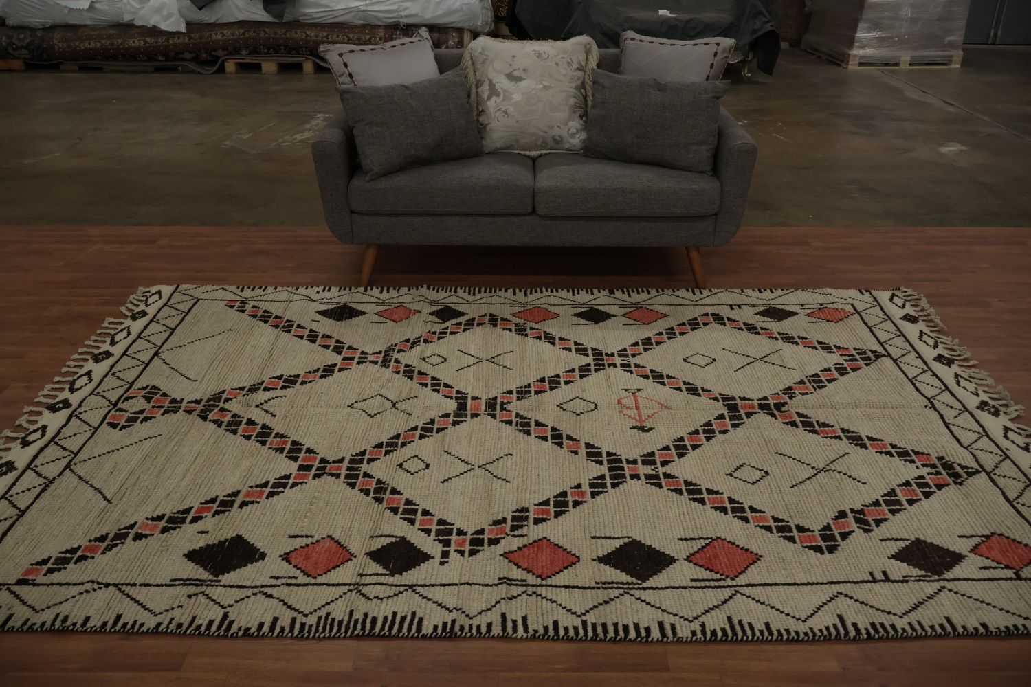 Rustic Elegance Ethnic Diamond Design Wool Moroccan Area Rug 6x10