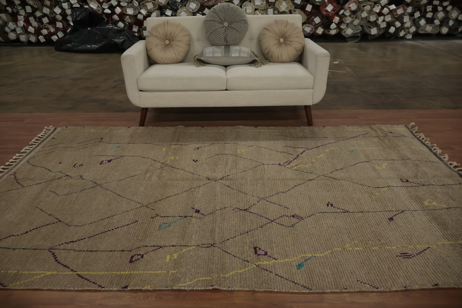 Contemporary Moroccan Area Rug 6x10 with Artistic Linework