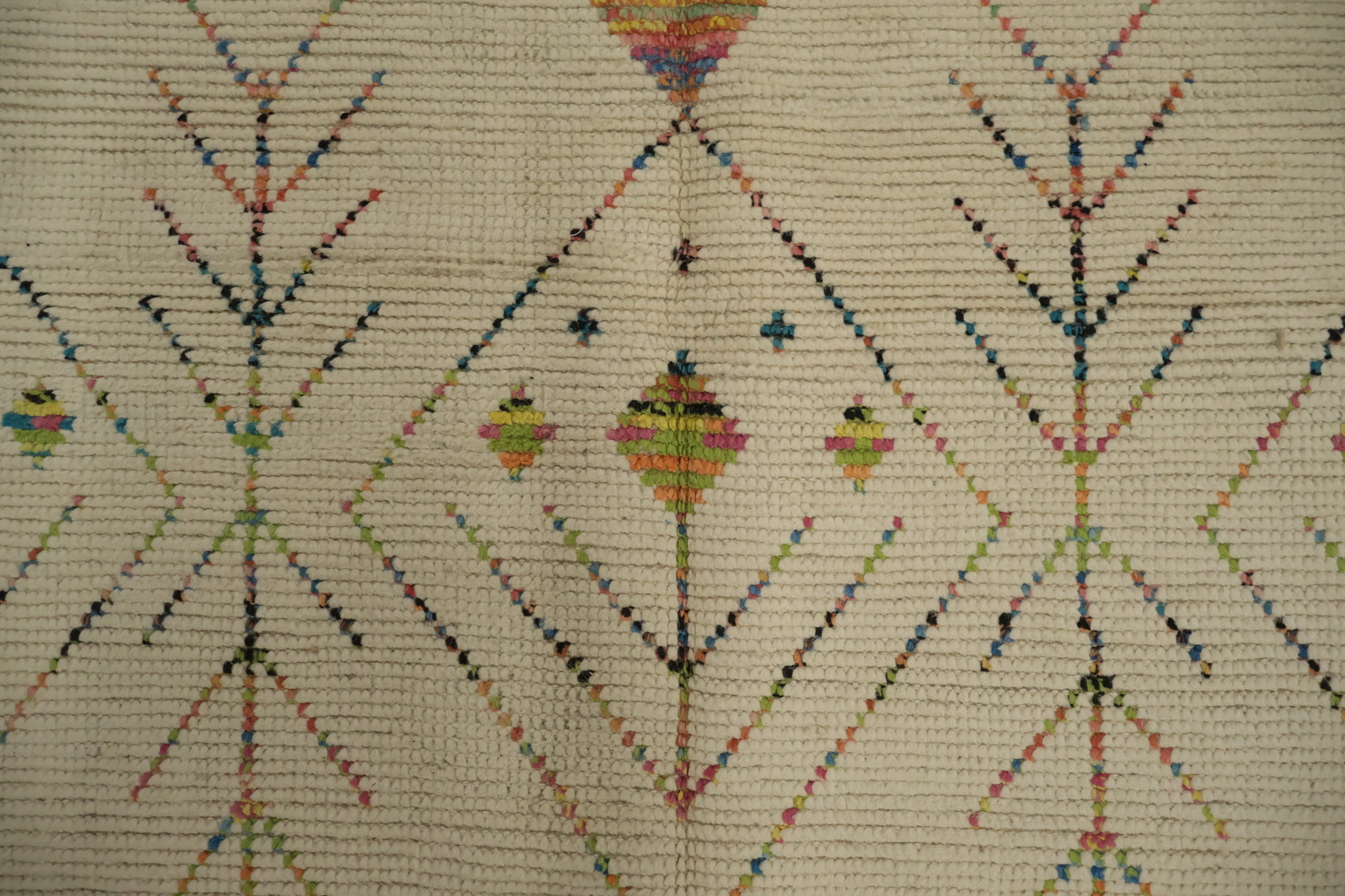 Ivory Geometric Moroccan Oriental Area Rug 6x10