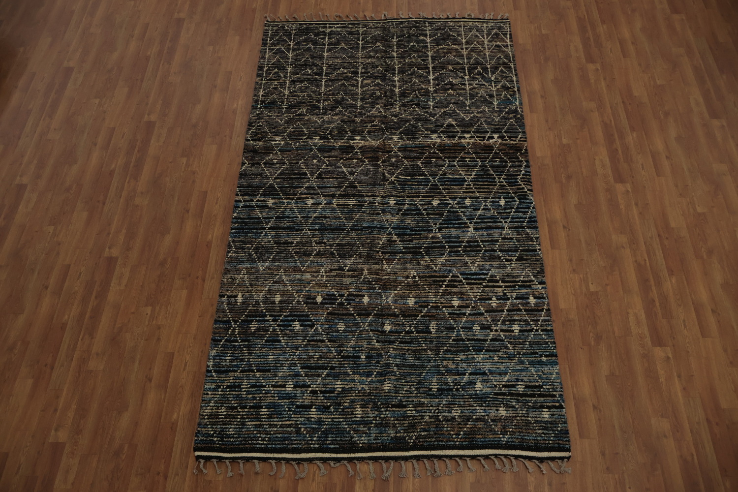 Sophisticated Dark Moroccan Area Rug 6x10 with Textured Patterns