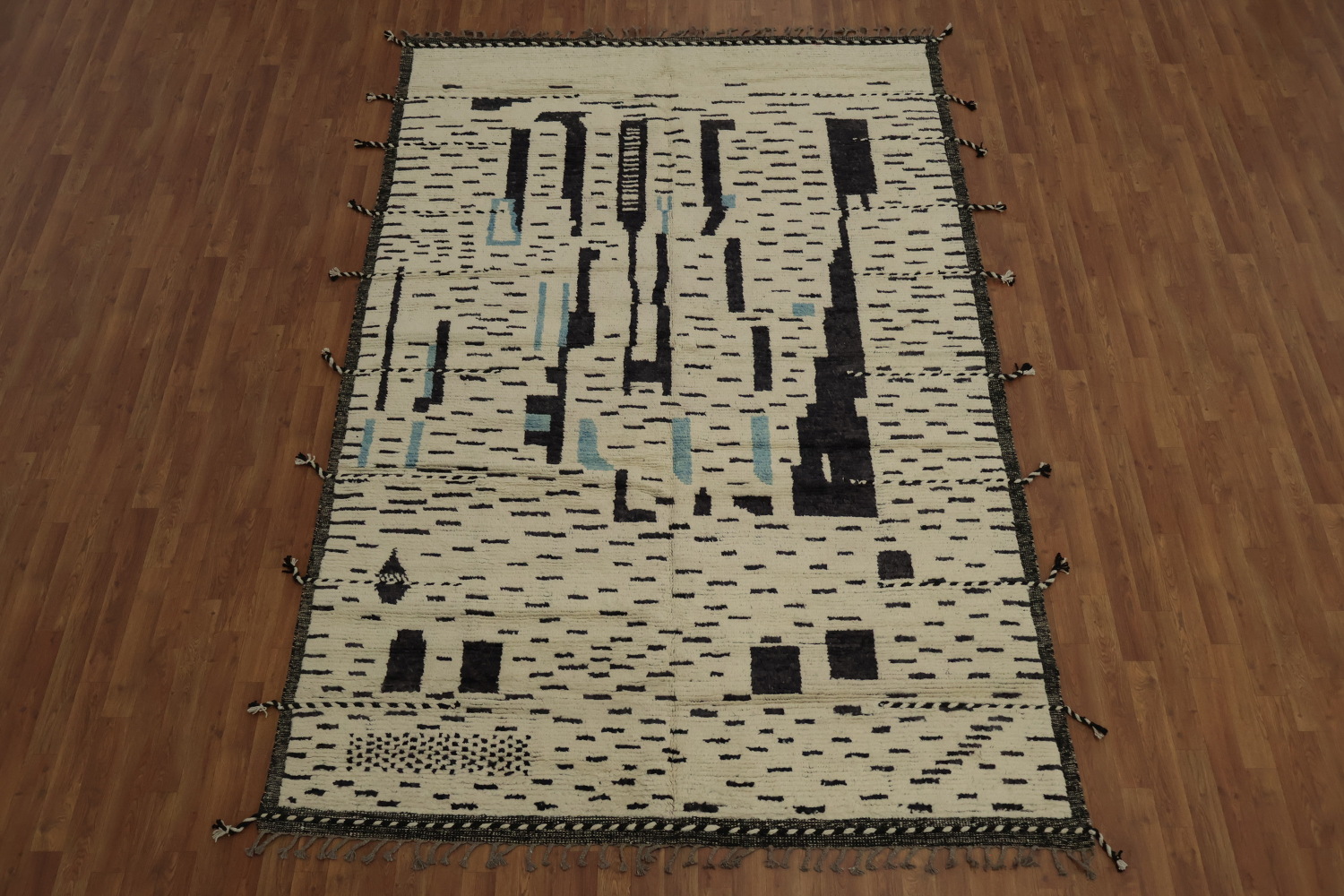 Stylish Neutral-Toned Moroccan Area Rug 7x10 with Artistic Elements
