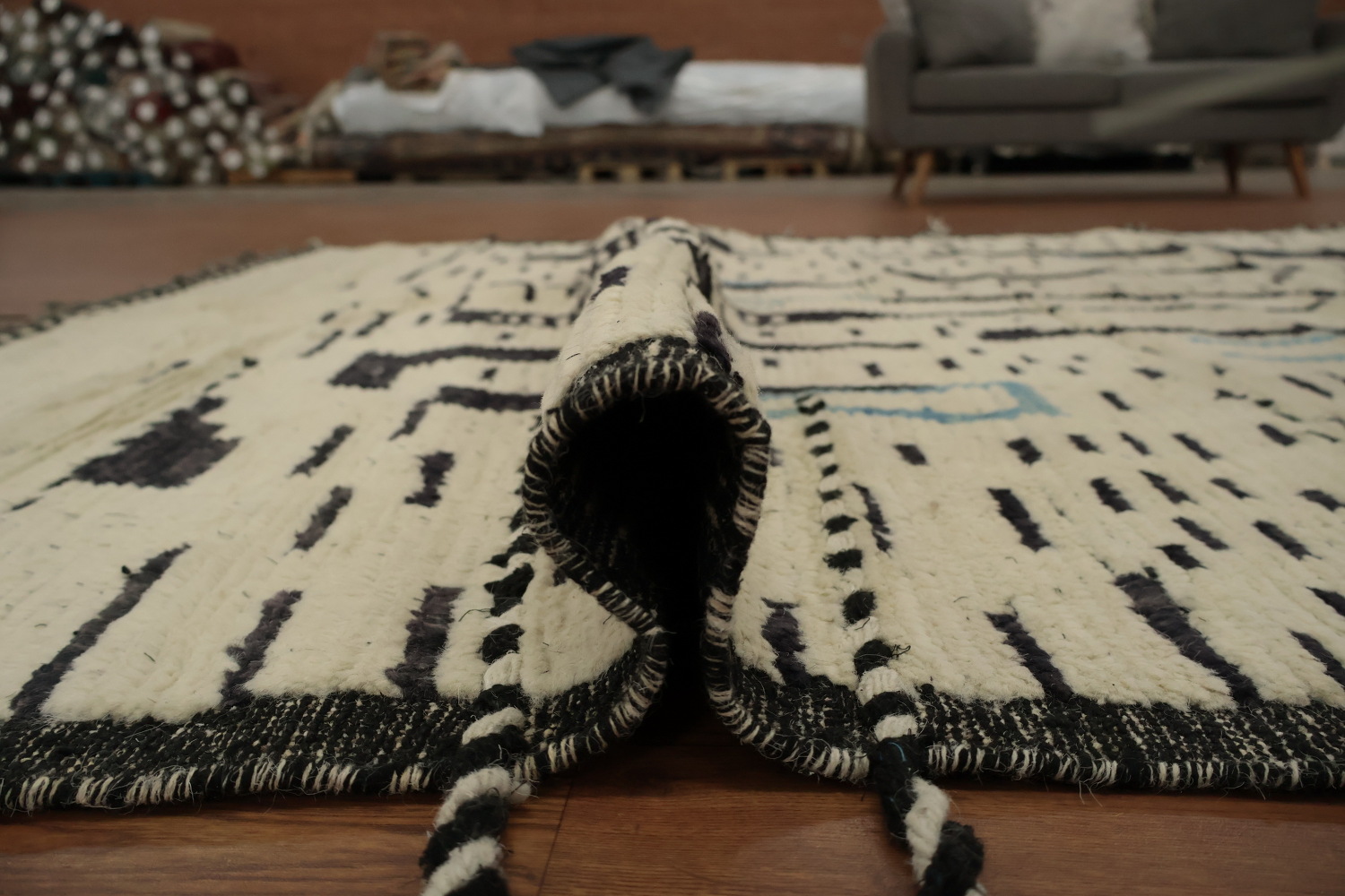 Stylish Neutral-Toned Moroccan Area Rug 7x10 with Artistic Elements