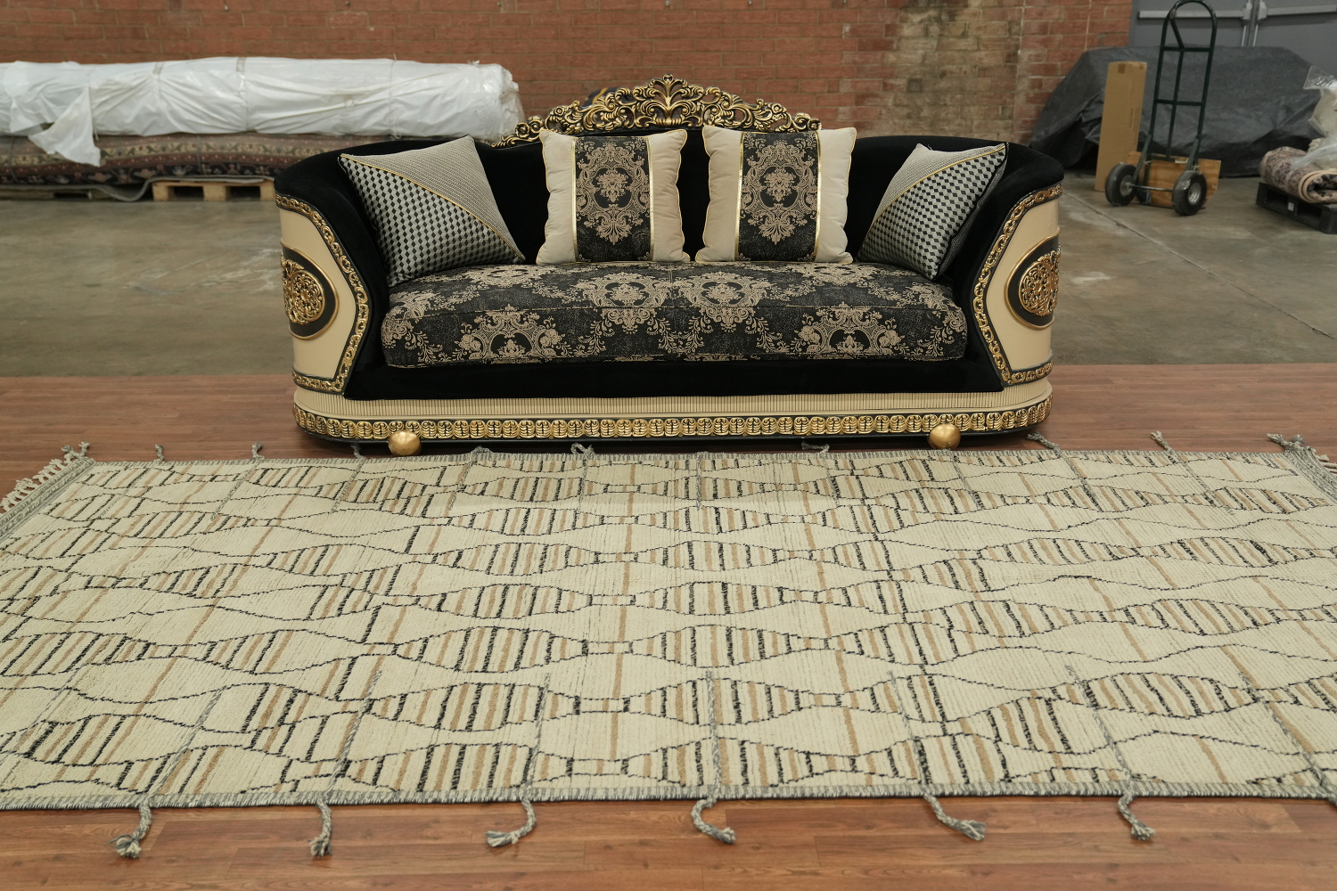 Contemporary Beige Rug Enhancing Minimalist Home Decor 6x13