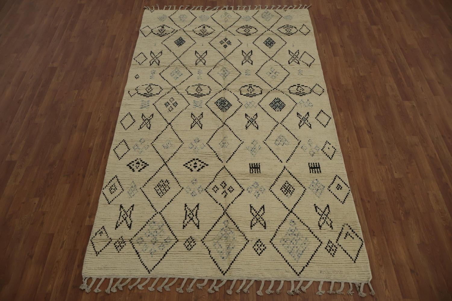 All-Over Ivory Moroccan Oriental Area Rug 5x9