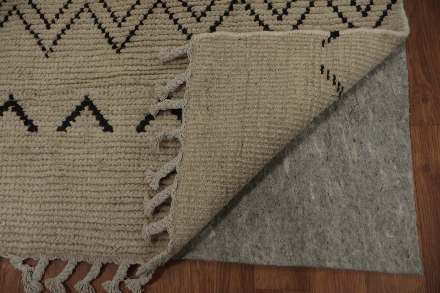 Elevate Your Space with This Stylish Moroccan Large Area Rug 9x12