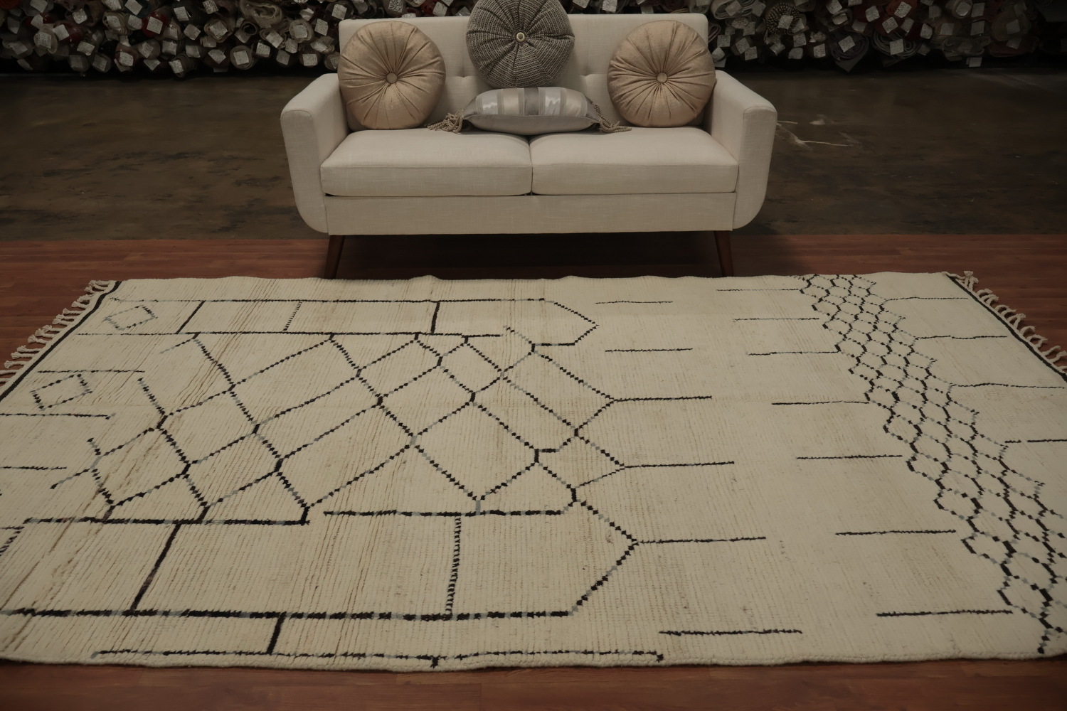 Authentic Moroccan Area Rug 6x10 Featuring Unique Patterned Lines