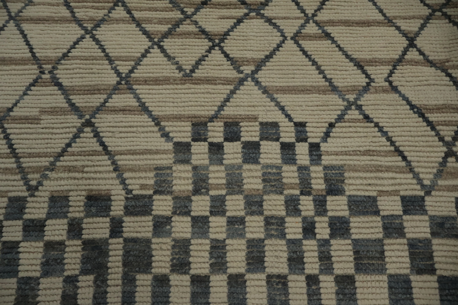 Refined Lattice Patterns on a Moroccan Area Rug 8x11