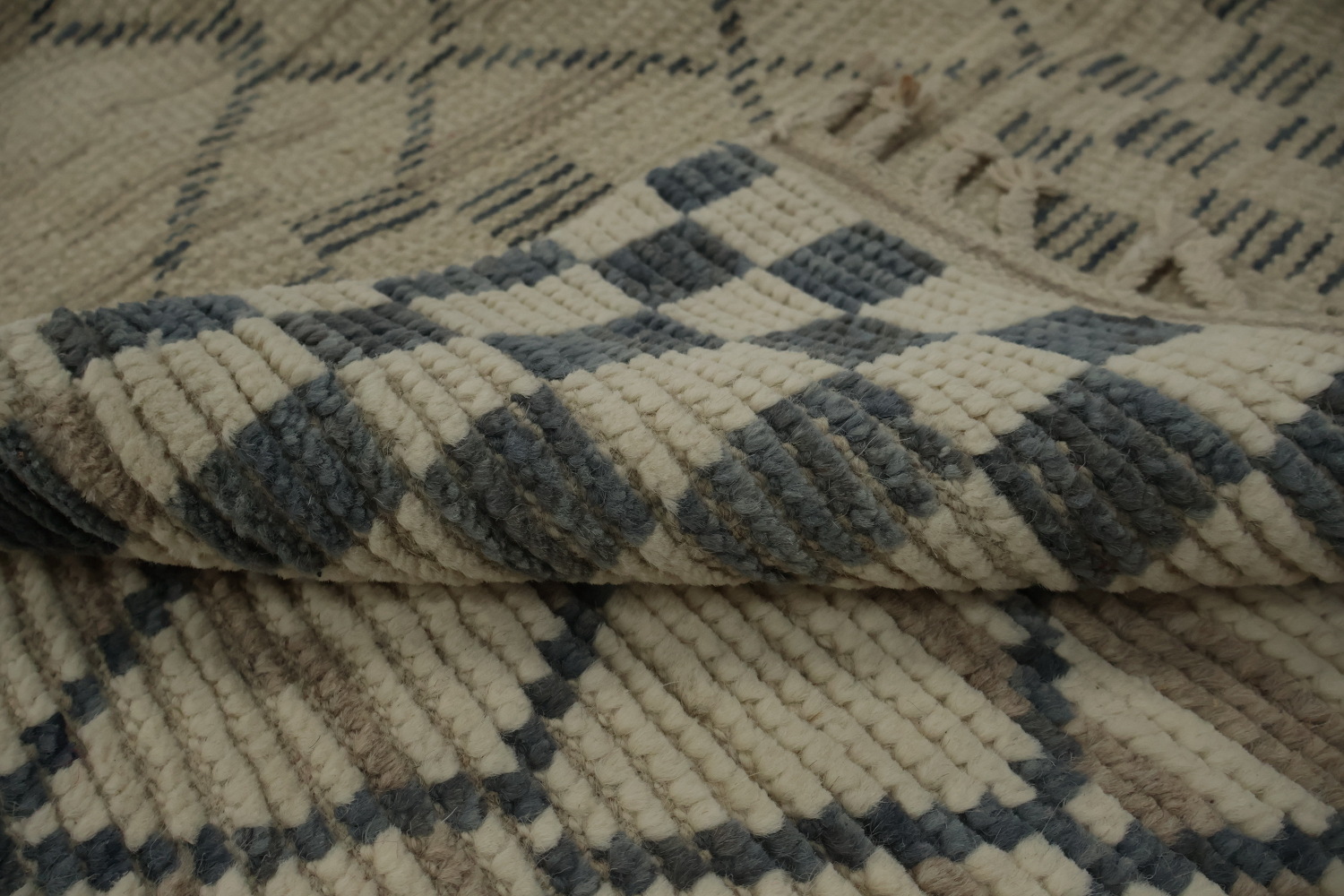 Refined Lattice Patterns on a Moroccan Area Rug 8x11